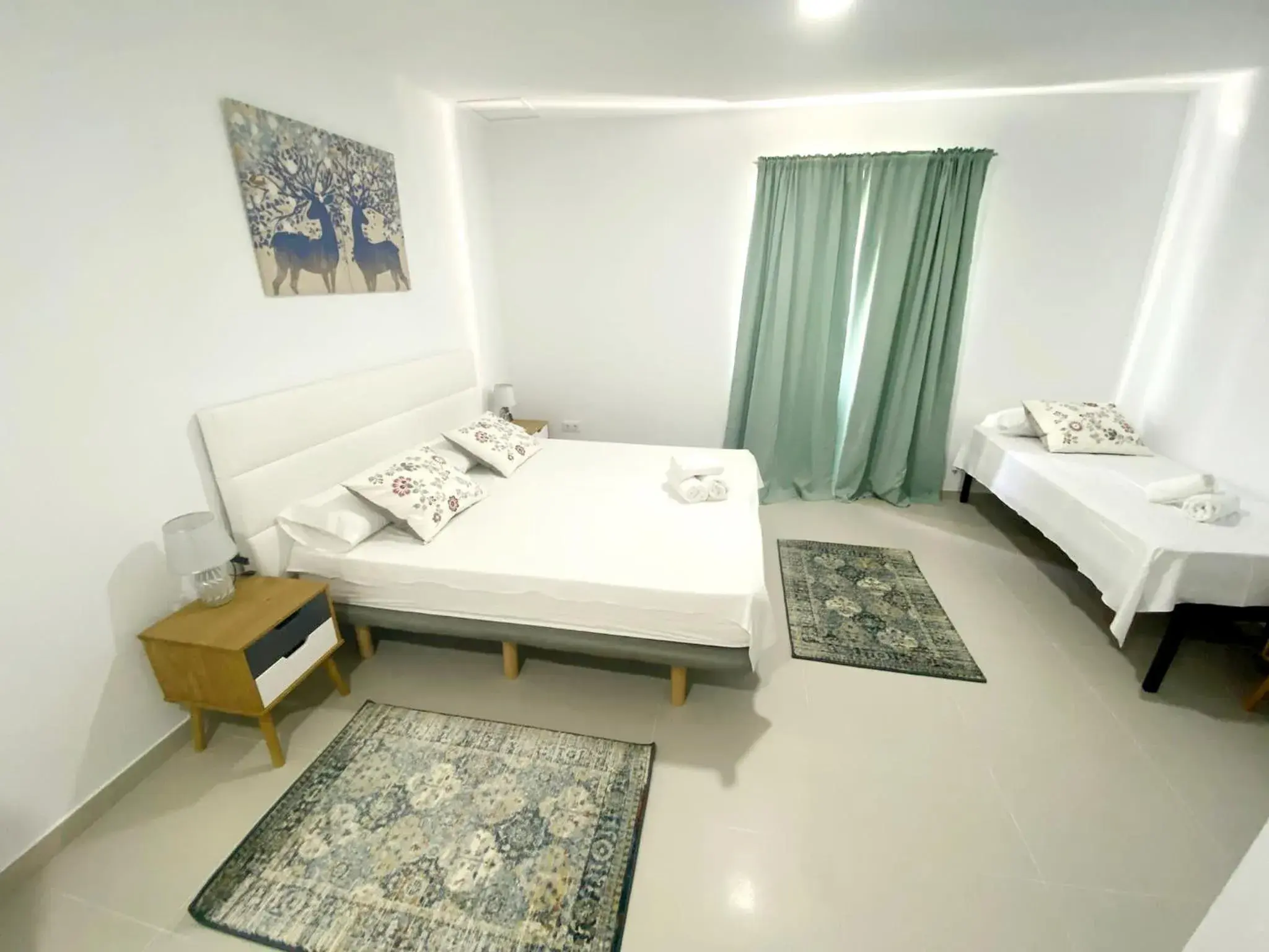 Deluxe Triple Room in Villamartin Hotel GHB Deluxe Triple Room in Villamartin Hotel GHB