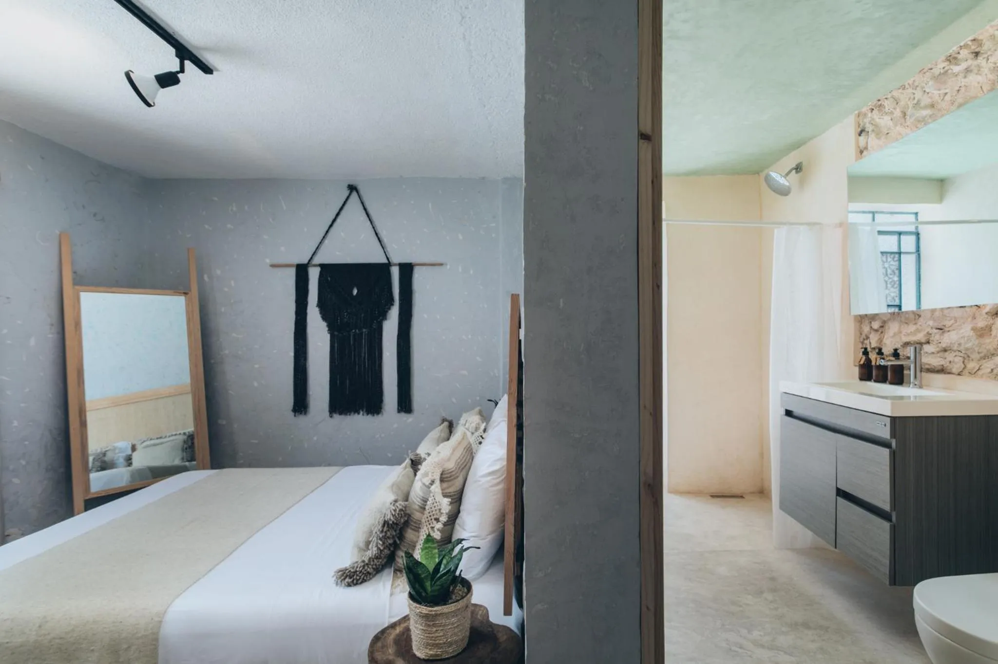 Photo of the whole room, Bed in VillaBoha