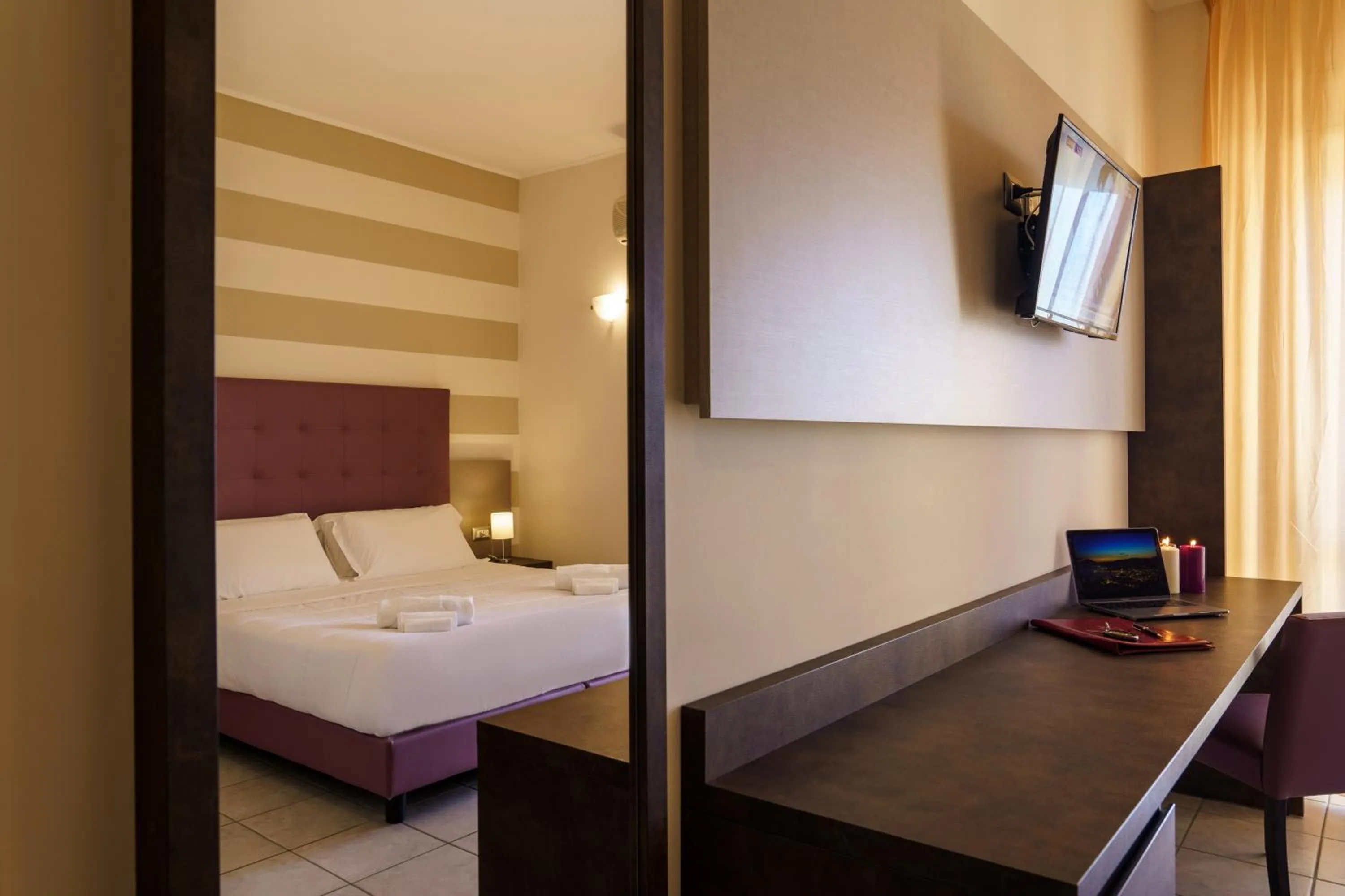 Bed in Hotel Tirreno