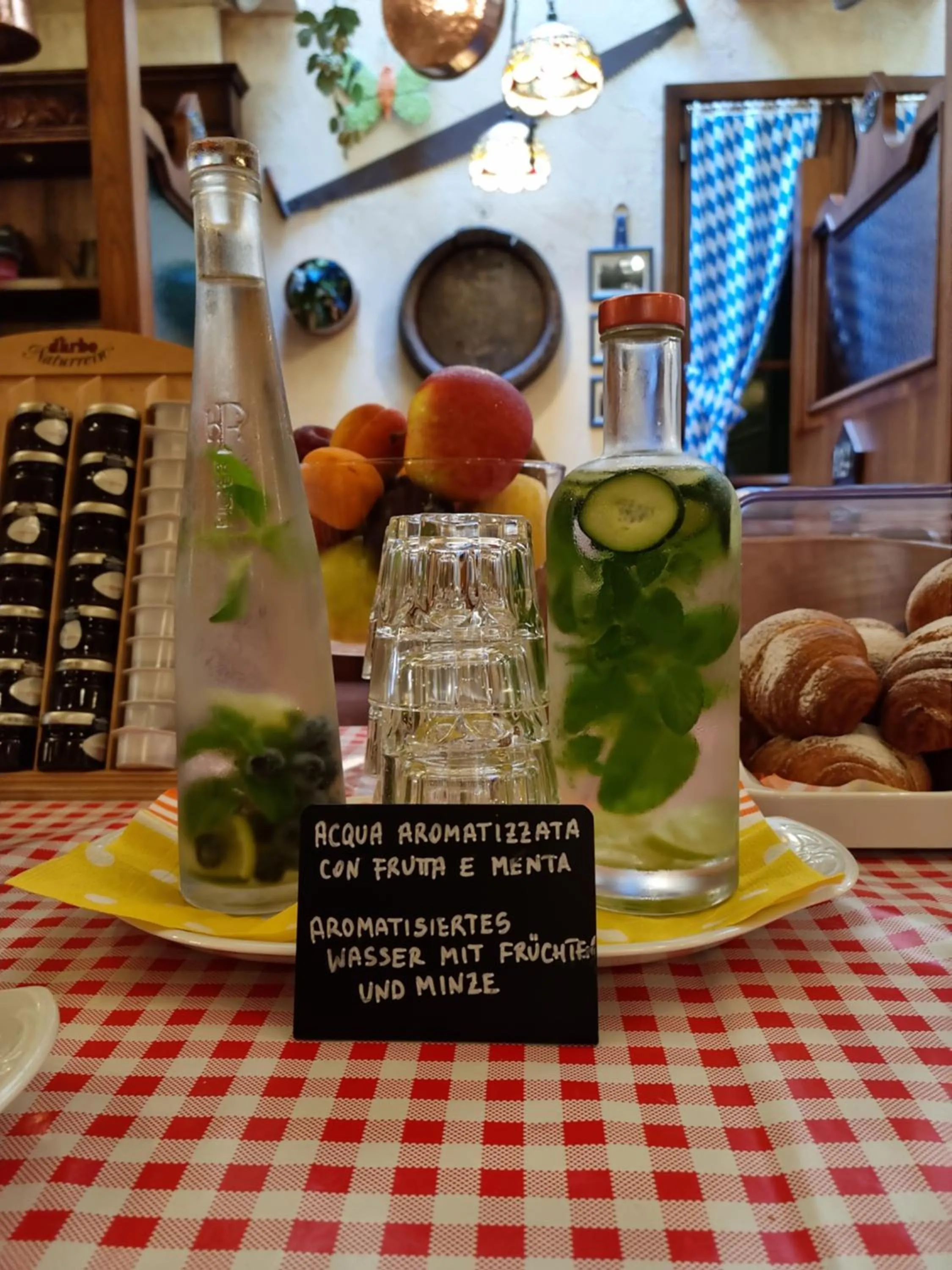 Breakfast in Hotel Vittoria