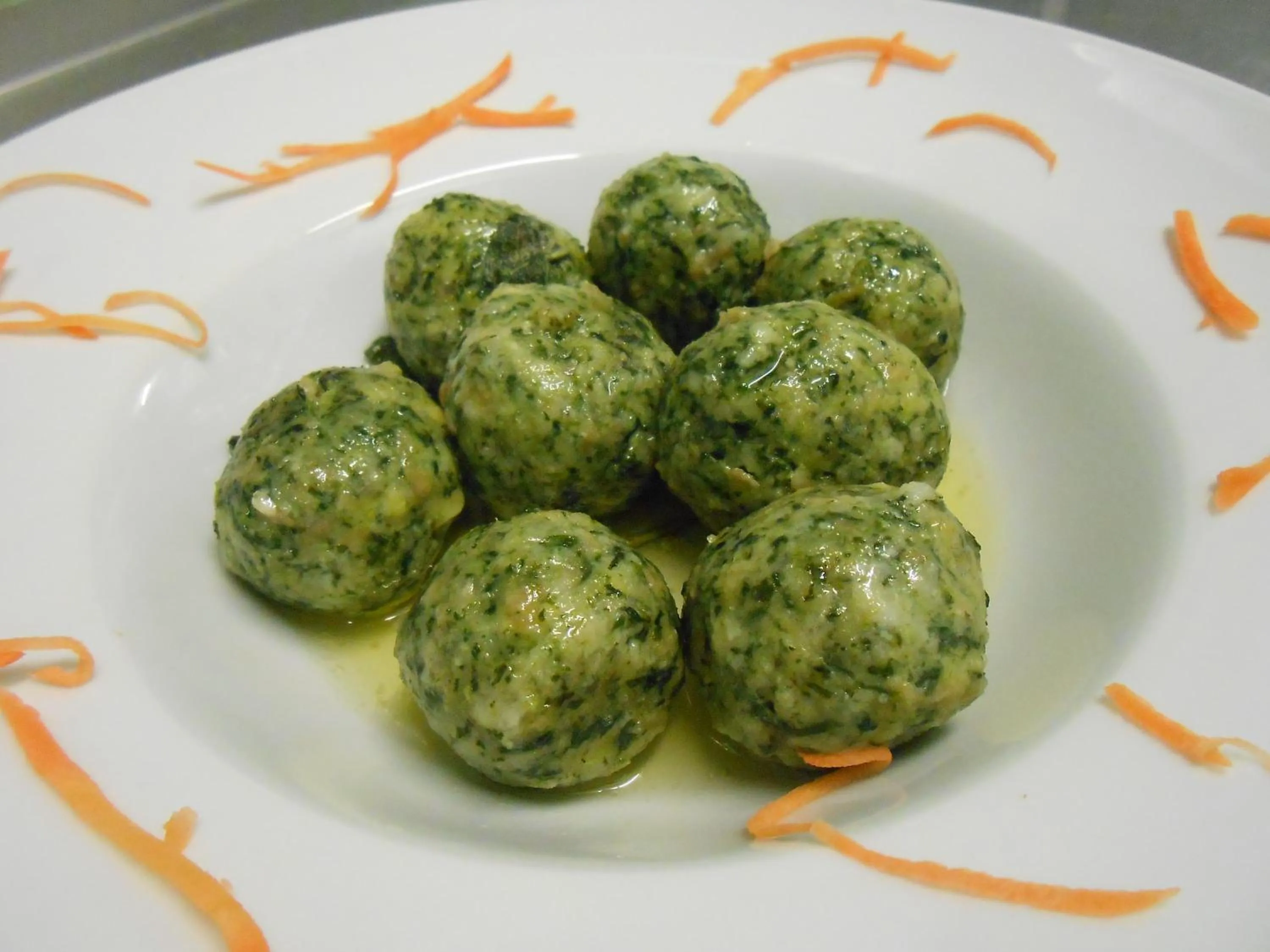 Food and drinks in Hotel Vittoria