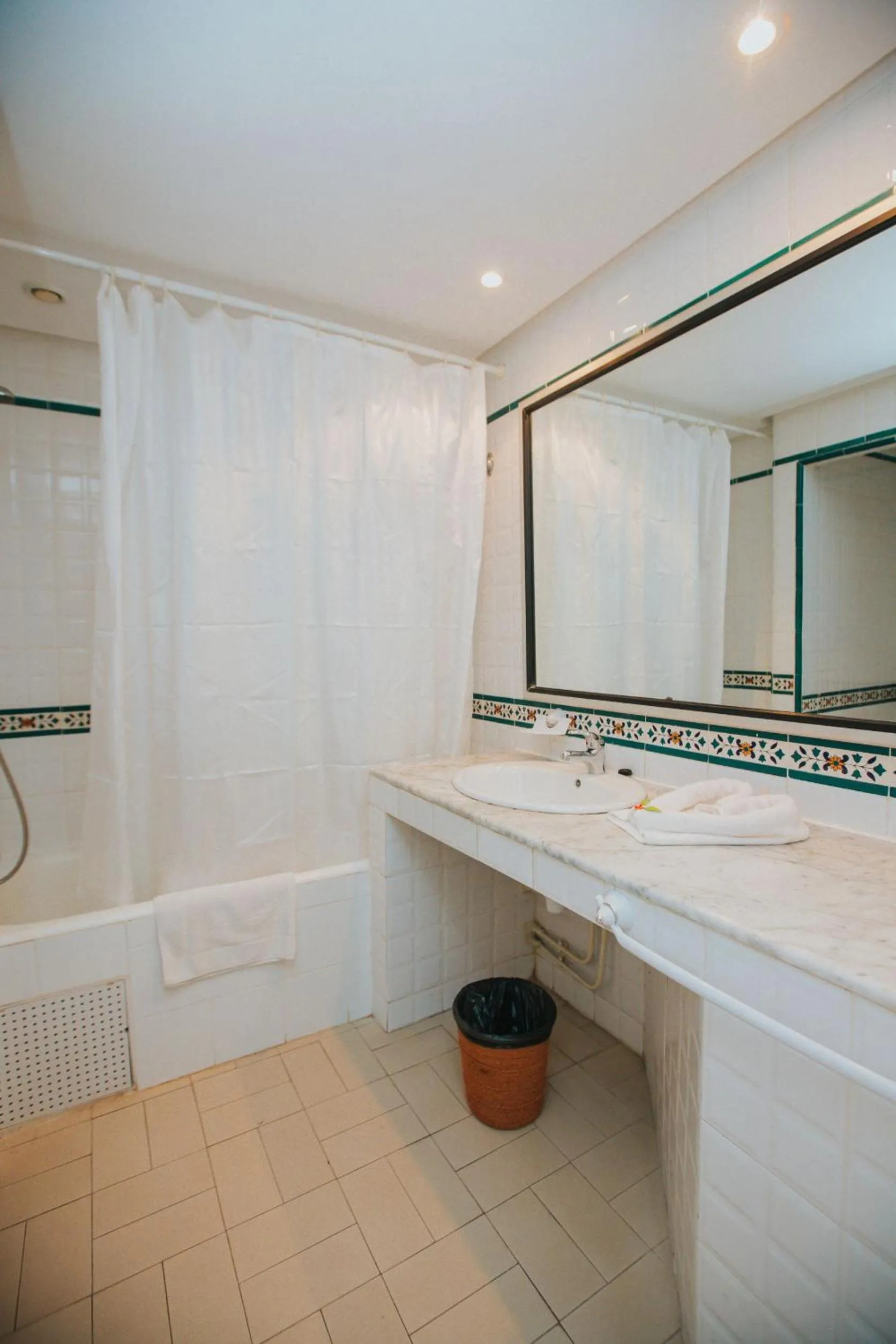 Bathroom in Hotel Soussana