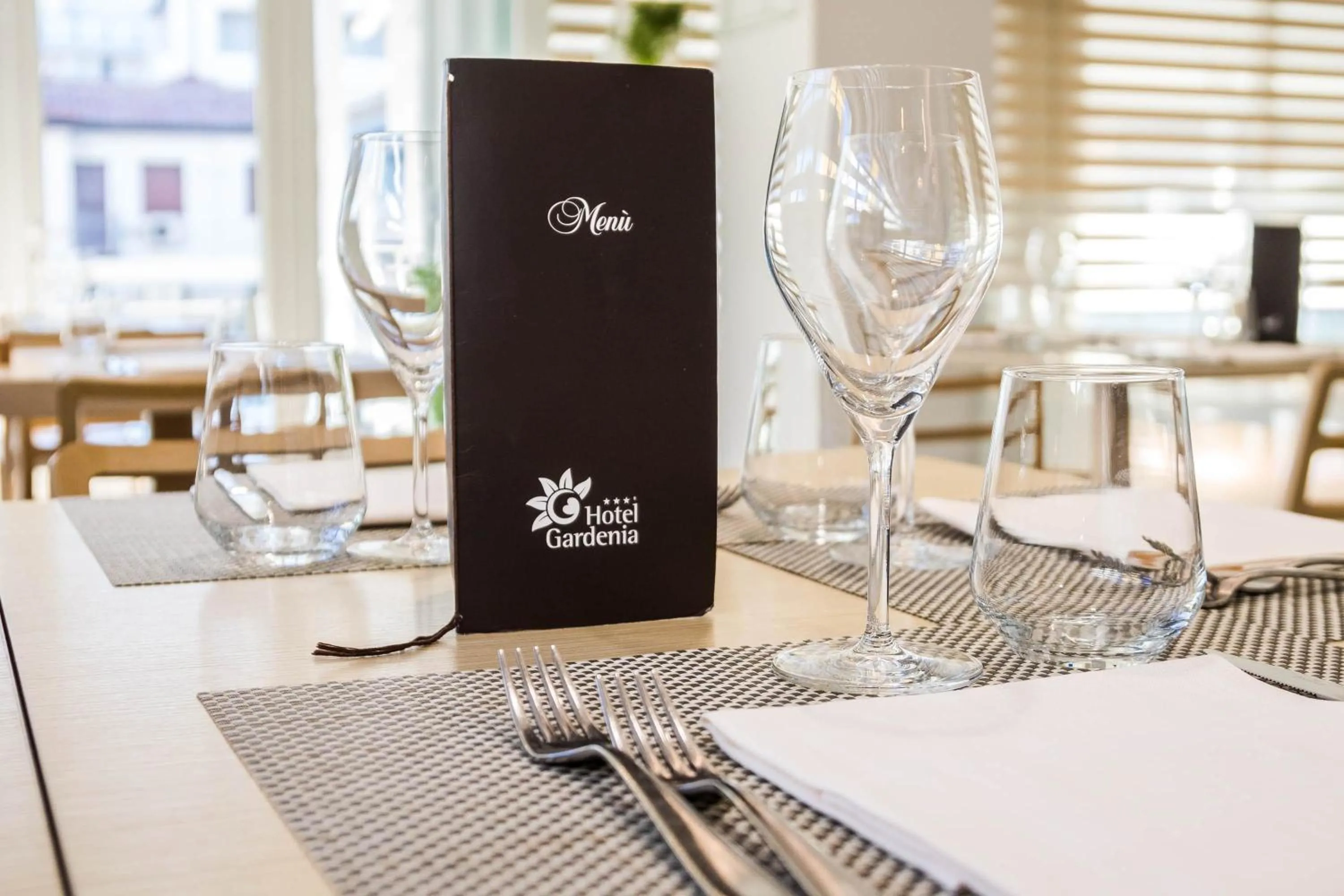 Restaurant/places to eat in Hotel Gardenia