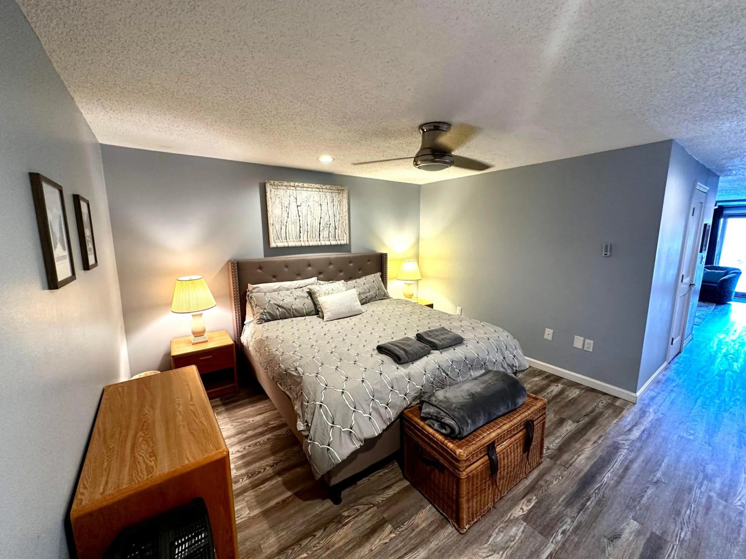 Bathroom, Bed in White Mountains Getaway with amazing views!