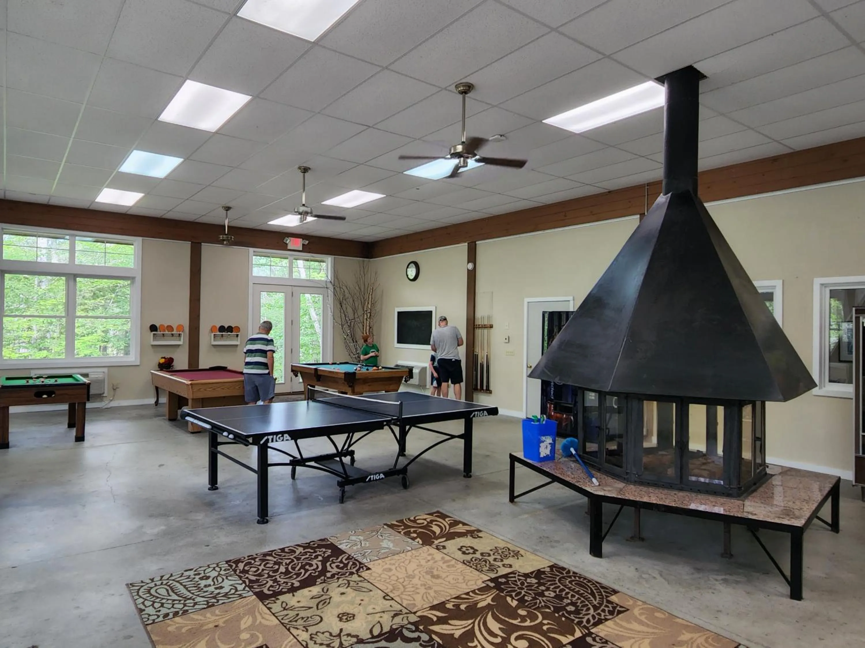 Activities in White Mountains Getaway with amazing views!