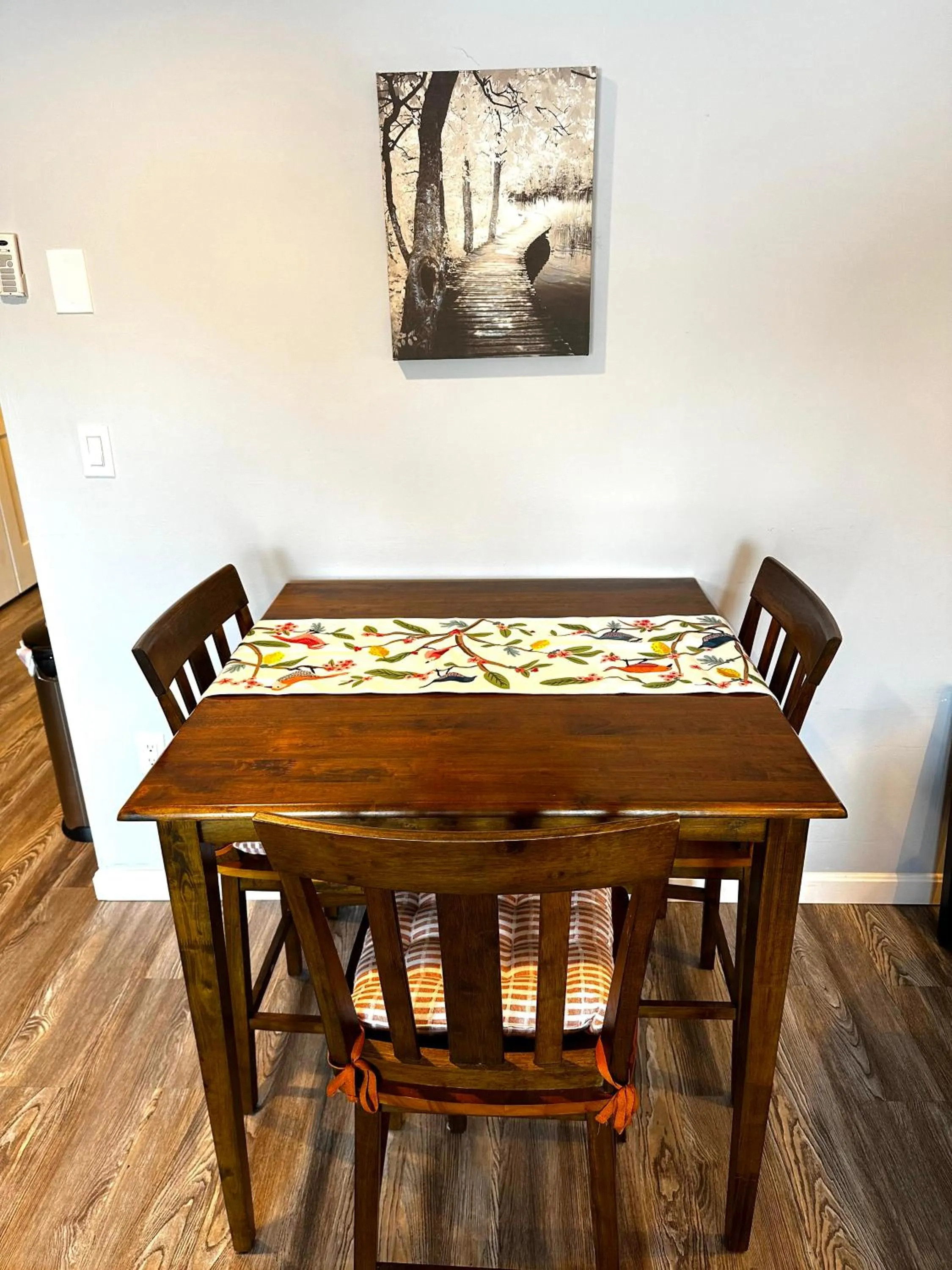 Dining area in White Mountains Getaway with amazing views!