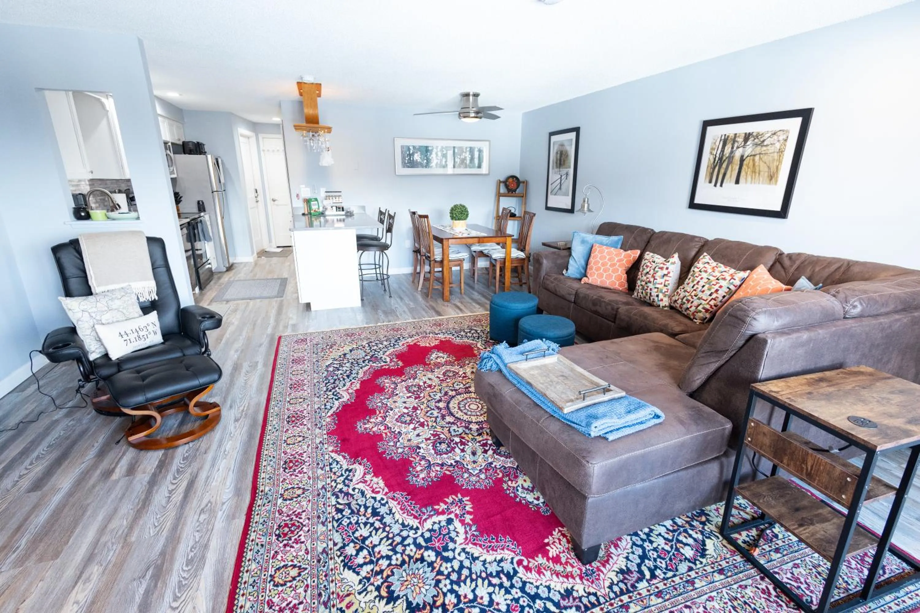 Living room in White Mountains Getaway with amazing views!