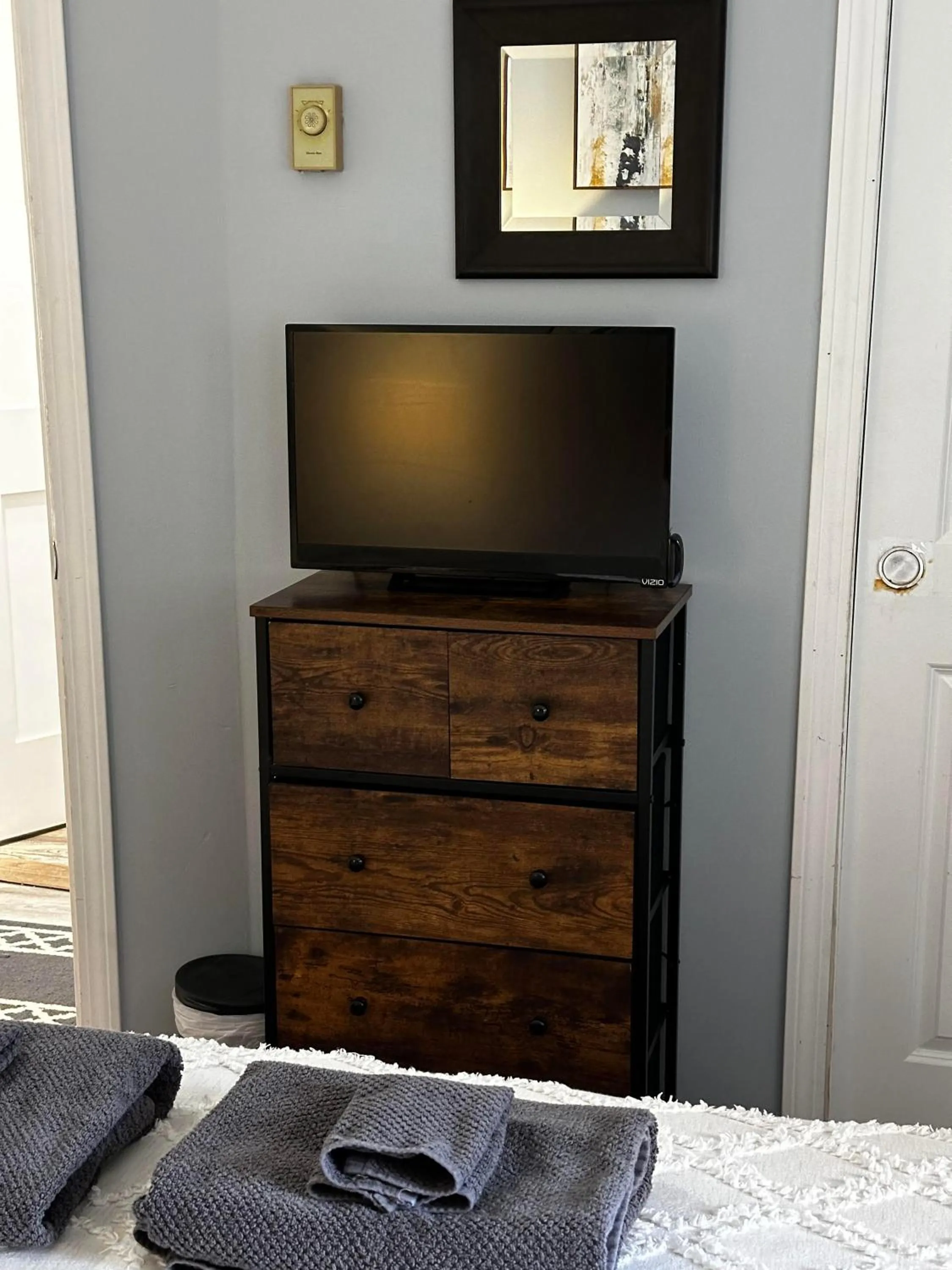 Bedroom in White Mountains Getaway with amazing views!