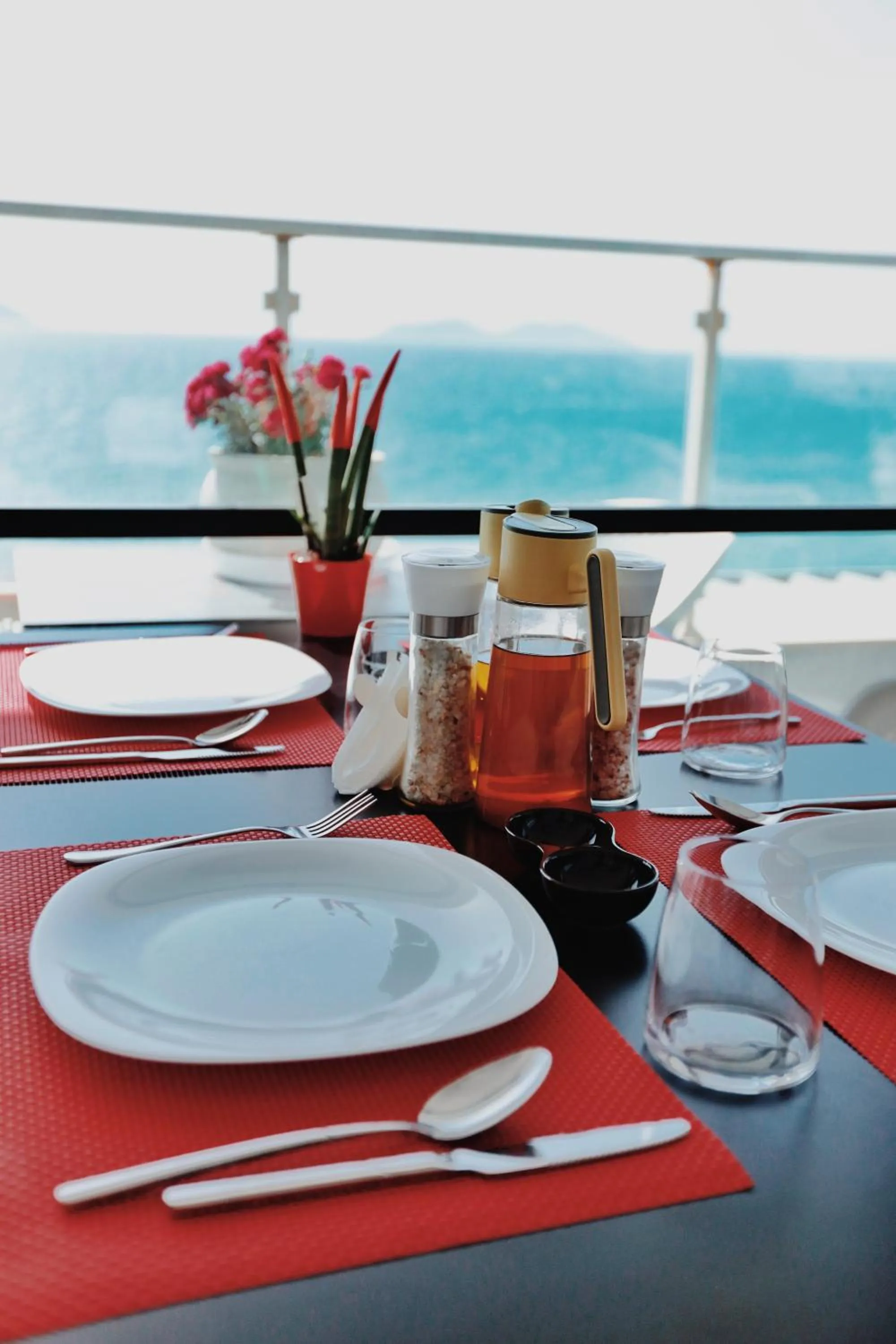 Breakfast in Grand Mirage