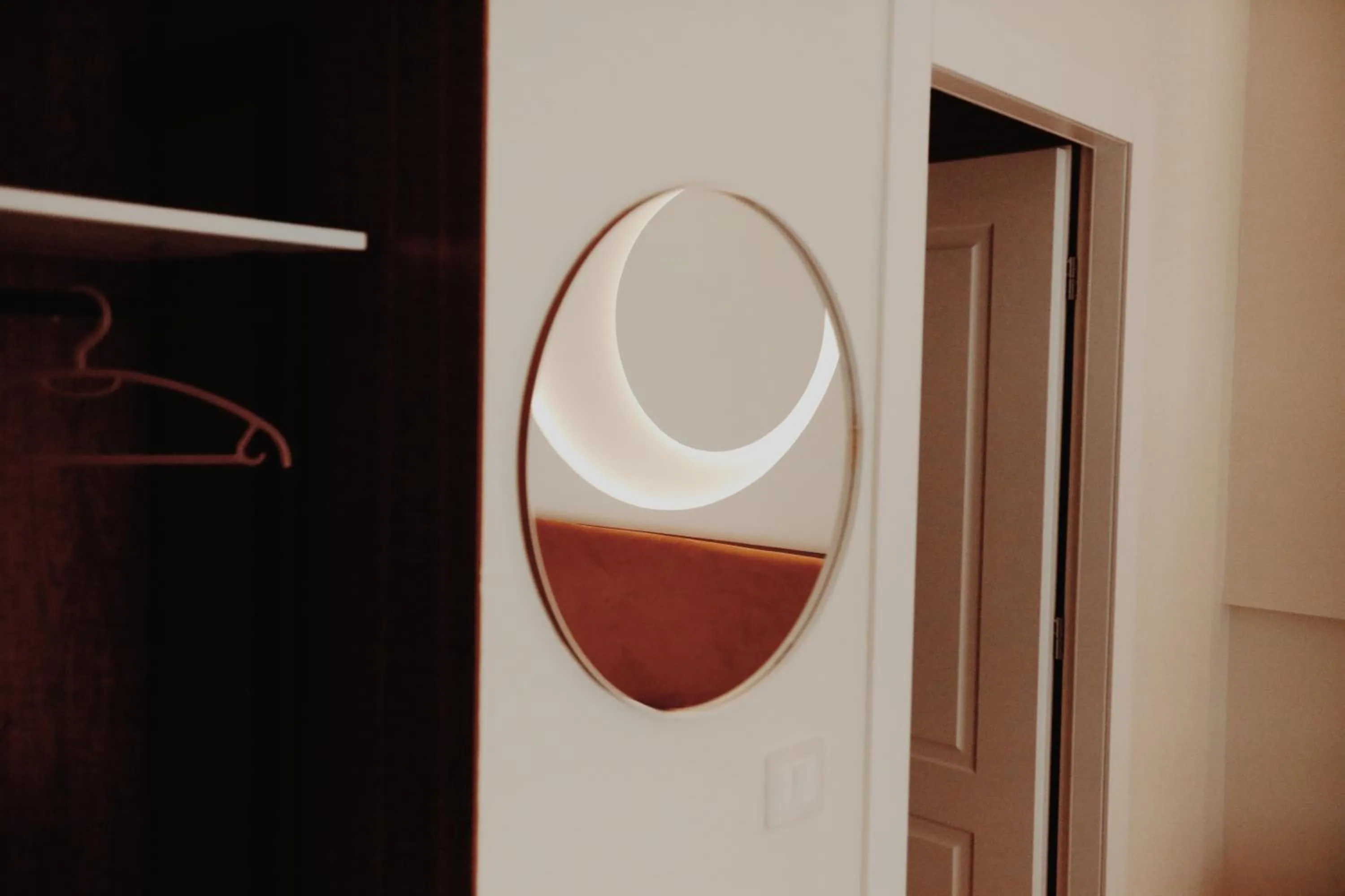 wardrobe in Grand Mirage