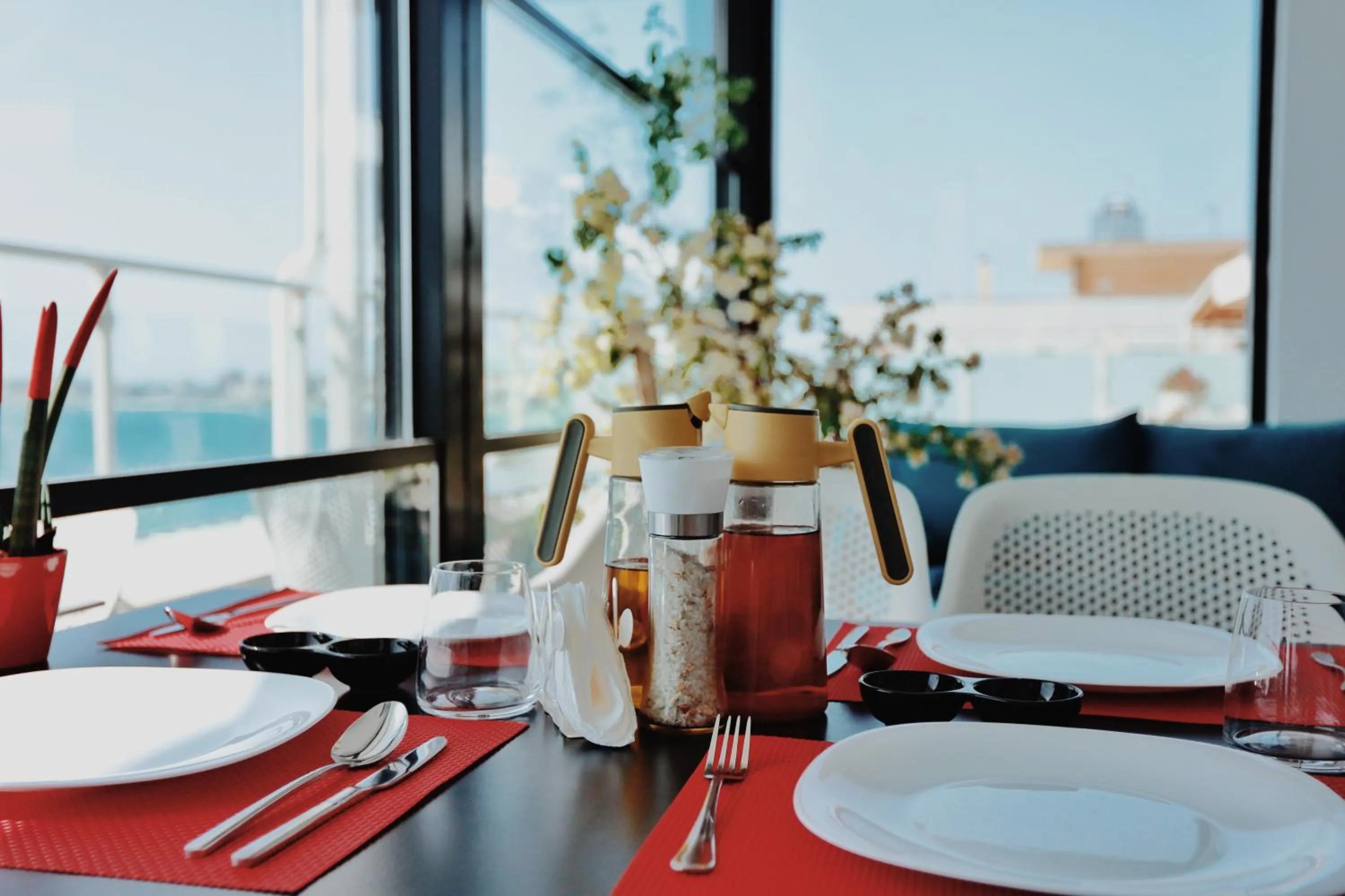 Breakfast in Grand Mirage