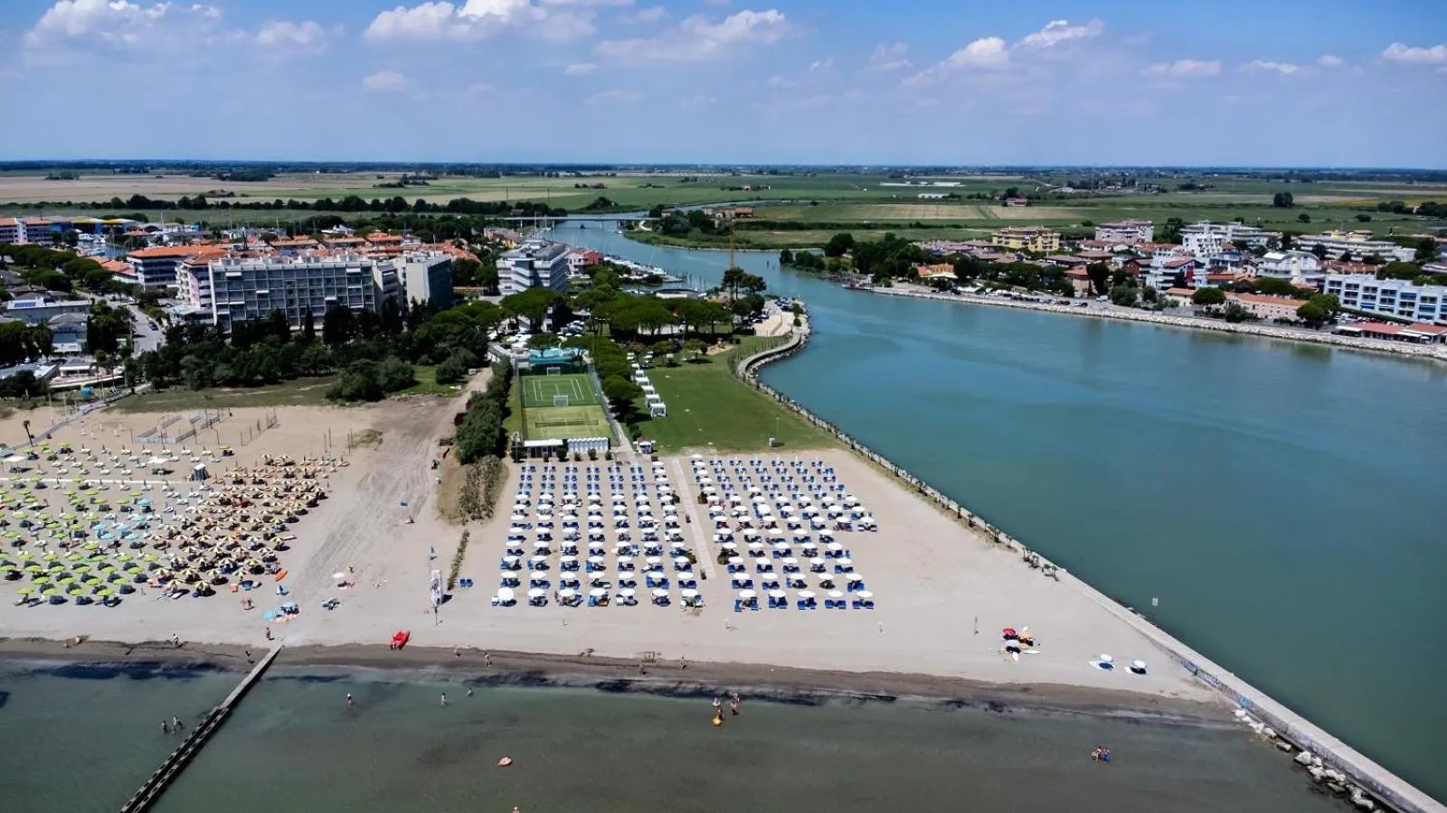 Beach in Hotel San Giorgio Resort 4S