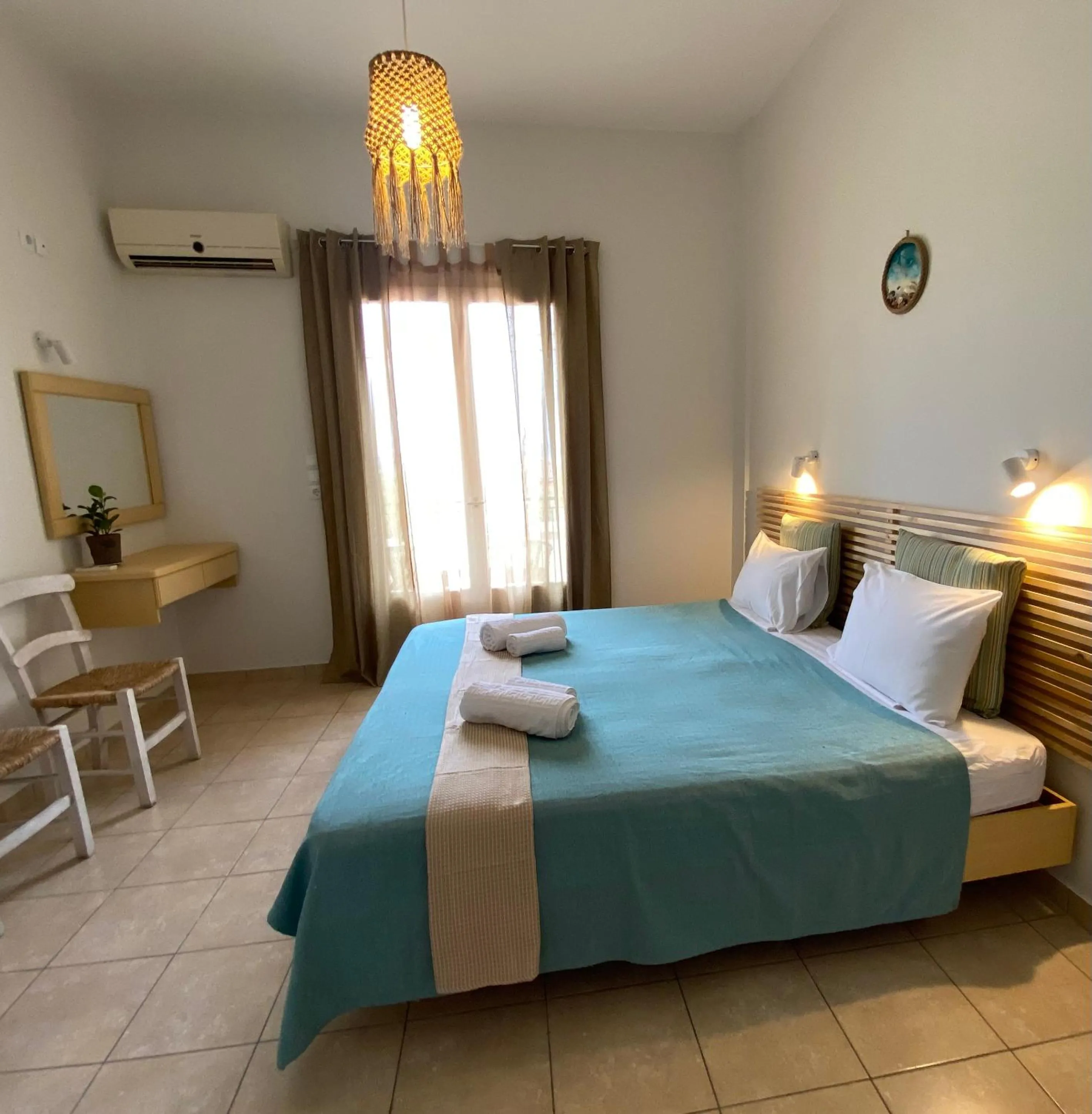 Lemon Art Hotel Apartments