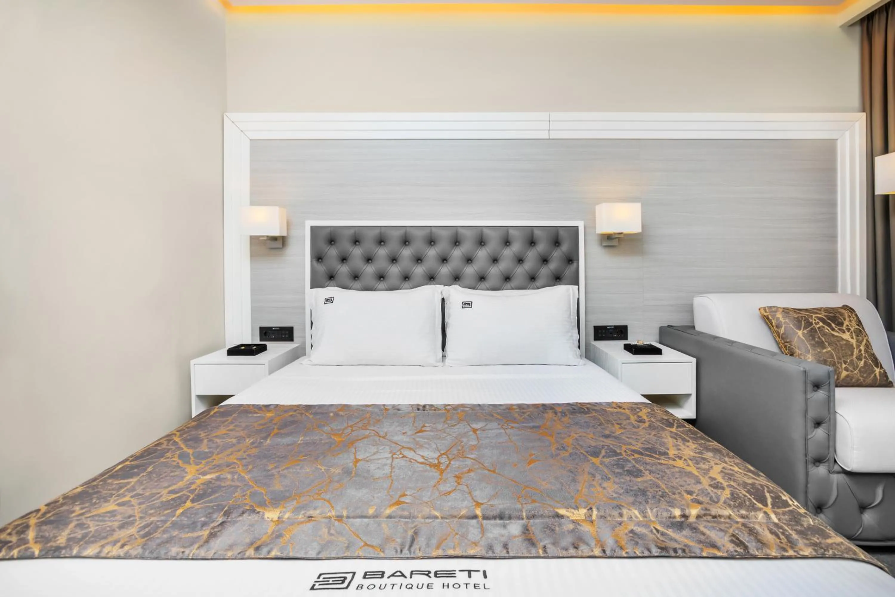 Double Room with Balcony in Bareti Boutique Estate
