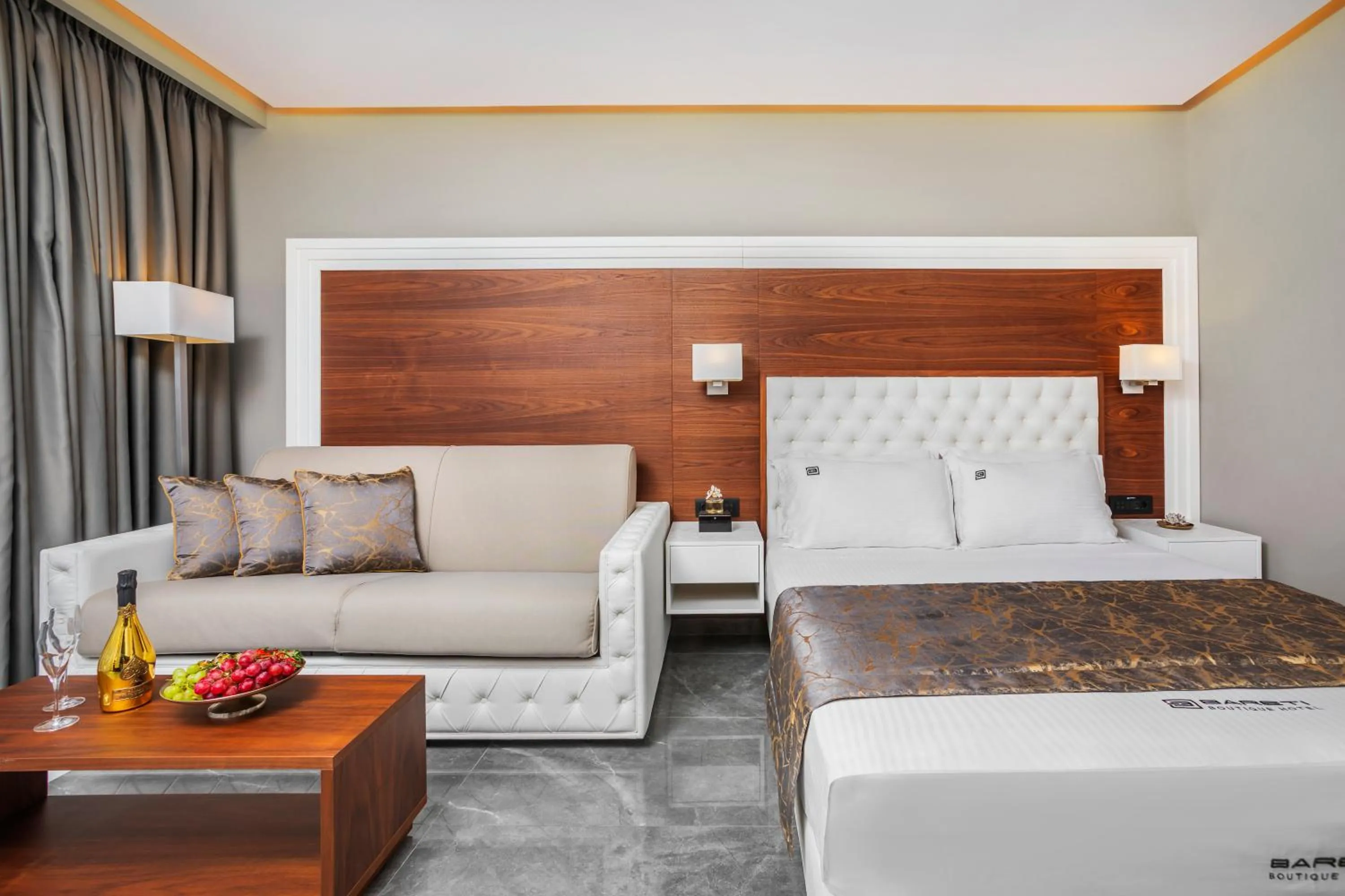 Suite with Terrace in Bareti Boutique Estate