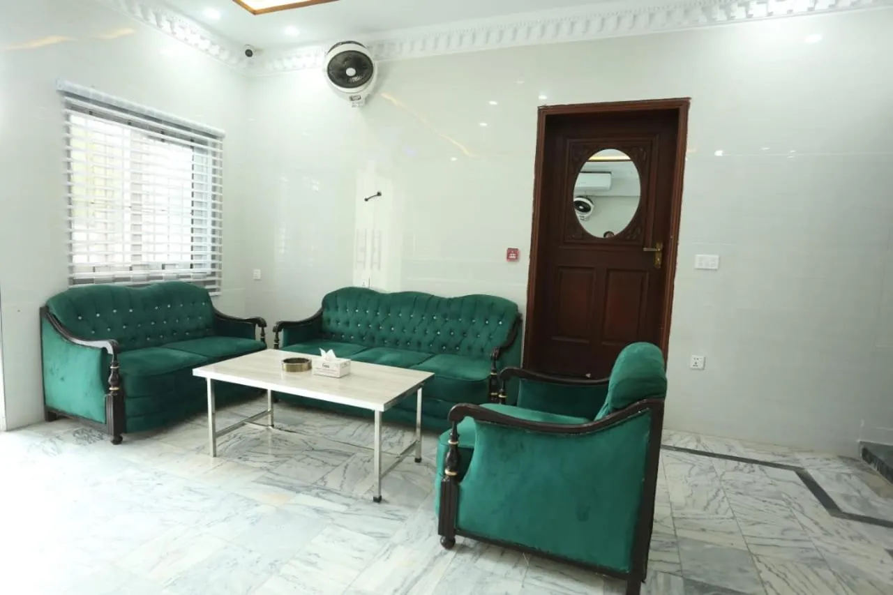 Lobby or reception in Grand Swiss Hotel&Apartment Lahore