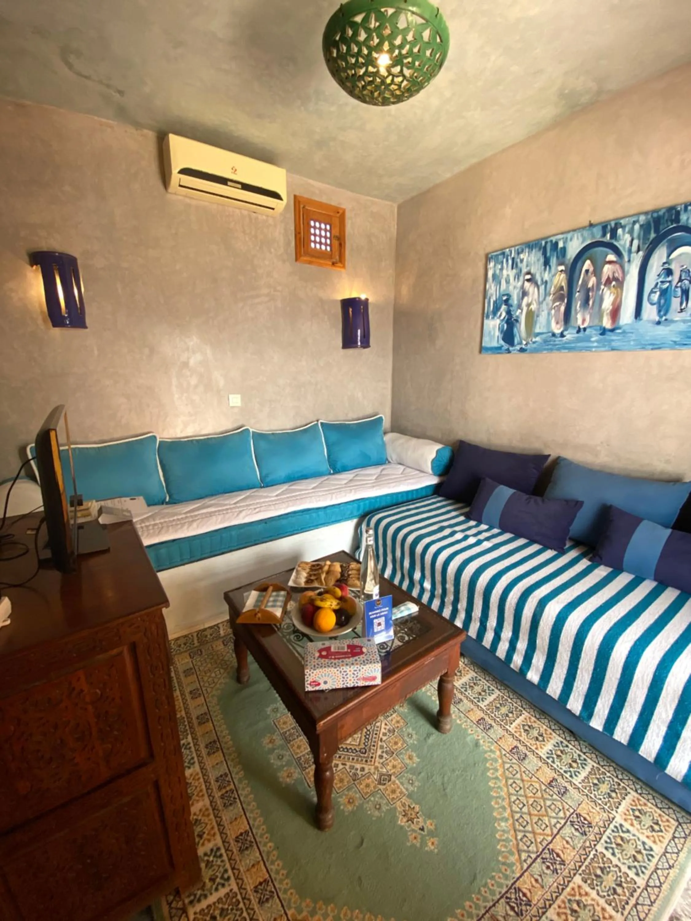 Seating area in Ryad du Pêcheur Safi