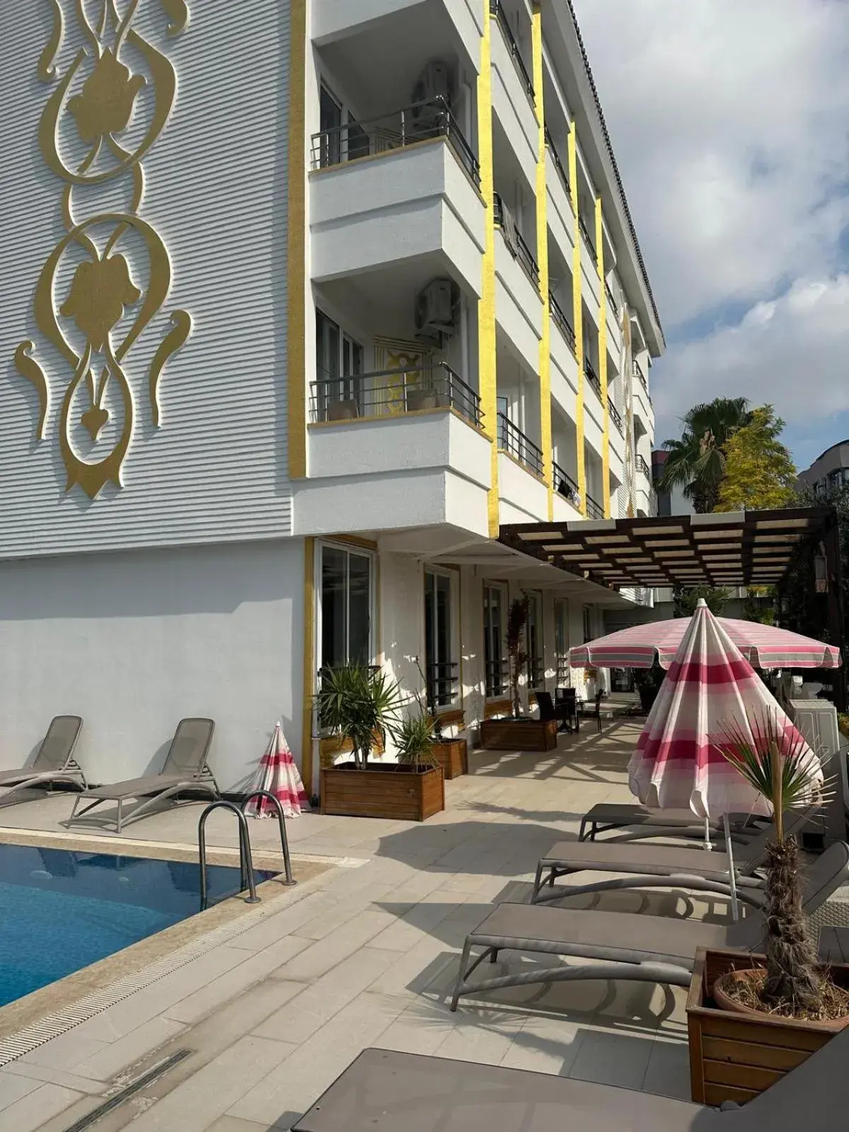 Property building in Lara Olympos Pansiyon Property building in Lara Olympos Pansiyon