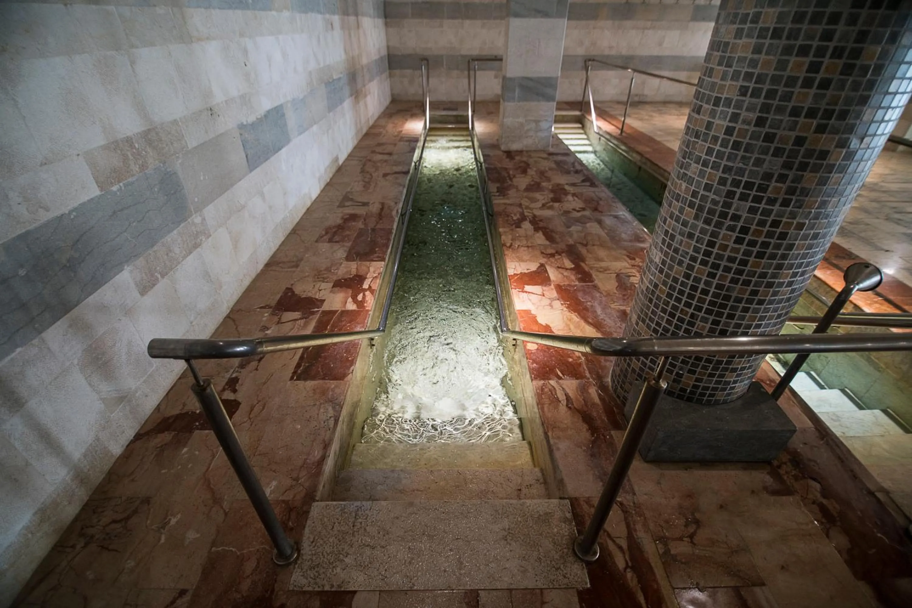 Hot Tub in Hotel Baglio Basile