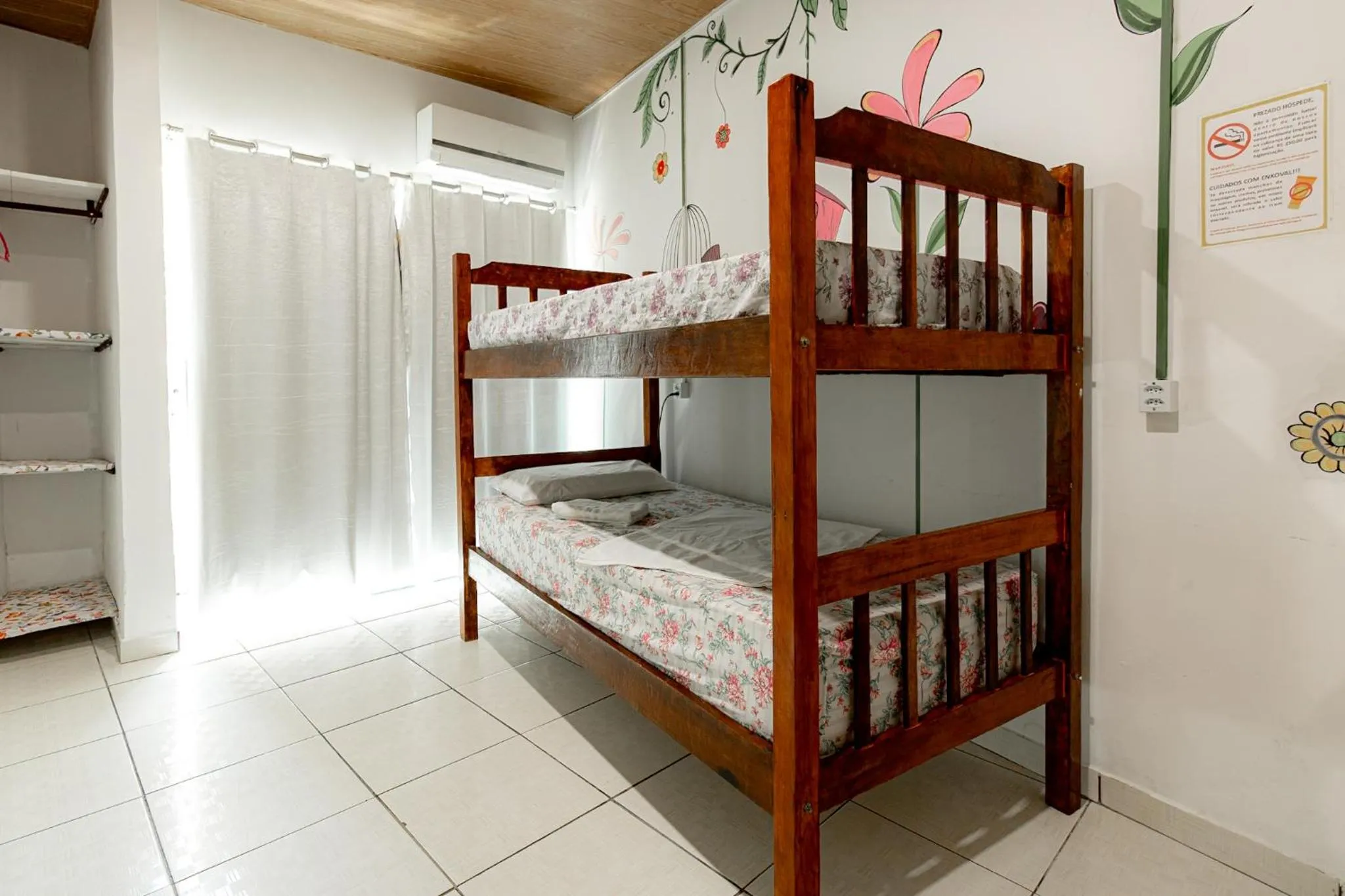 bunk bed in Pousada Shamah