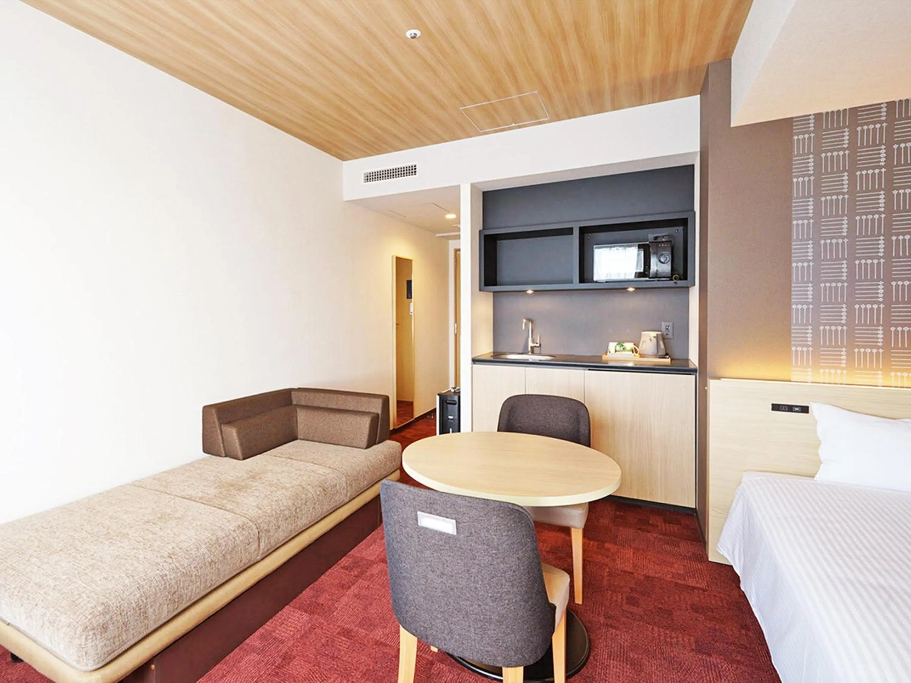 Photo of the whole room, Bed in CHISUN PREMIUM Kyoto Kujo