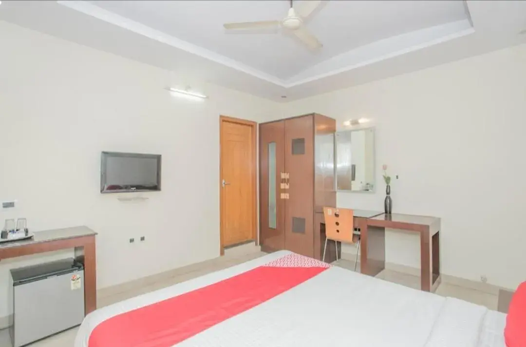 Bed in WesternSuites Hotel / Spa Bed in WesternSuites Hotel / Spa