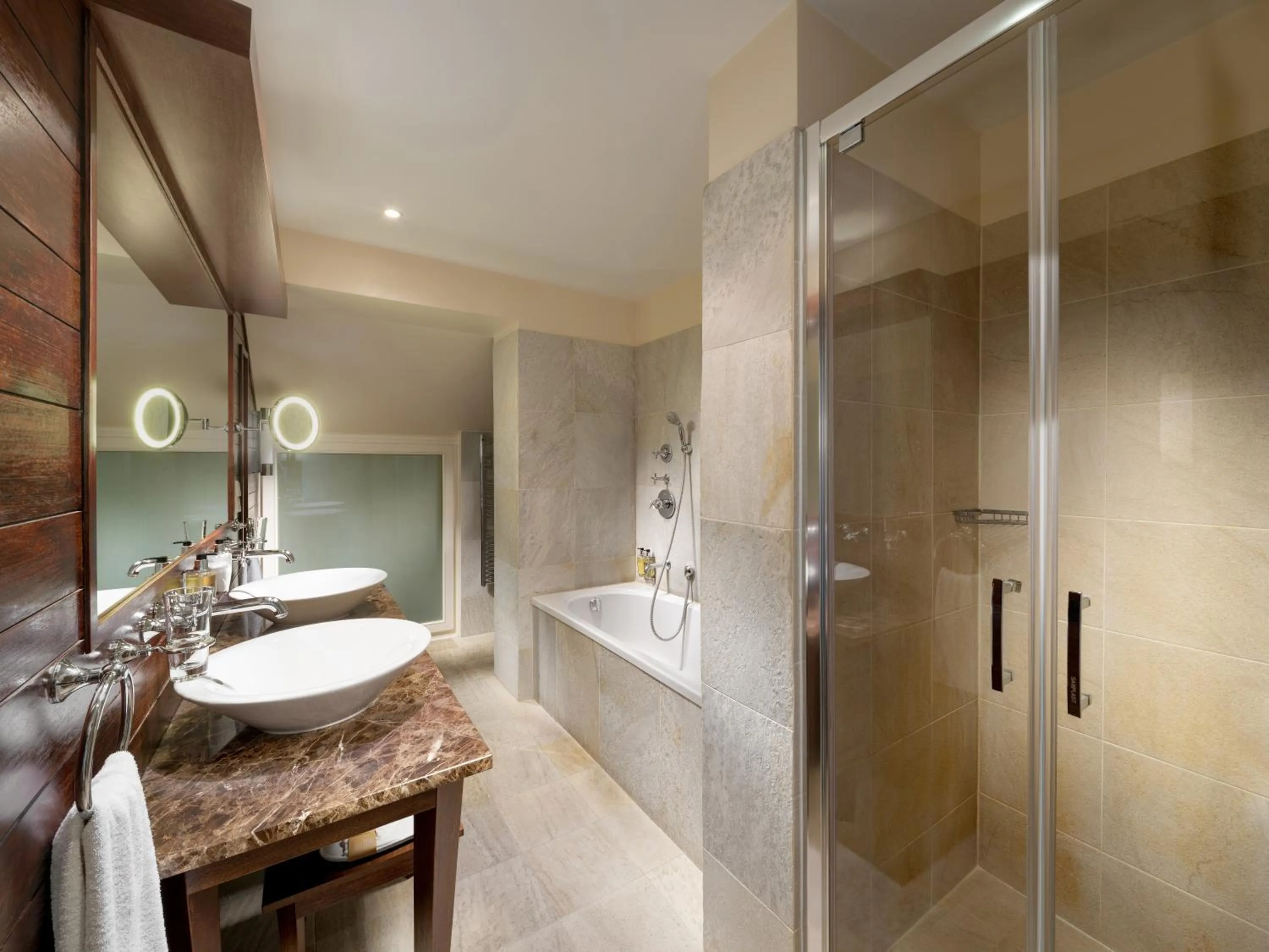 Toilet in Mamaison Le Regina Boutique Hotel