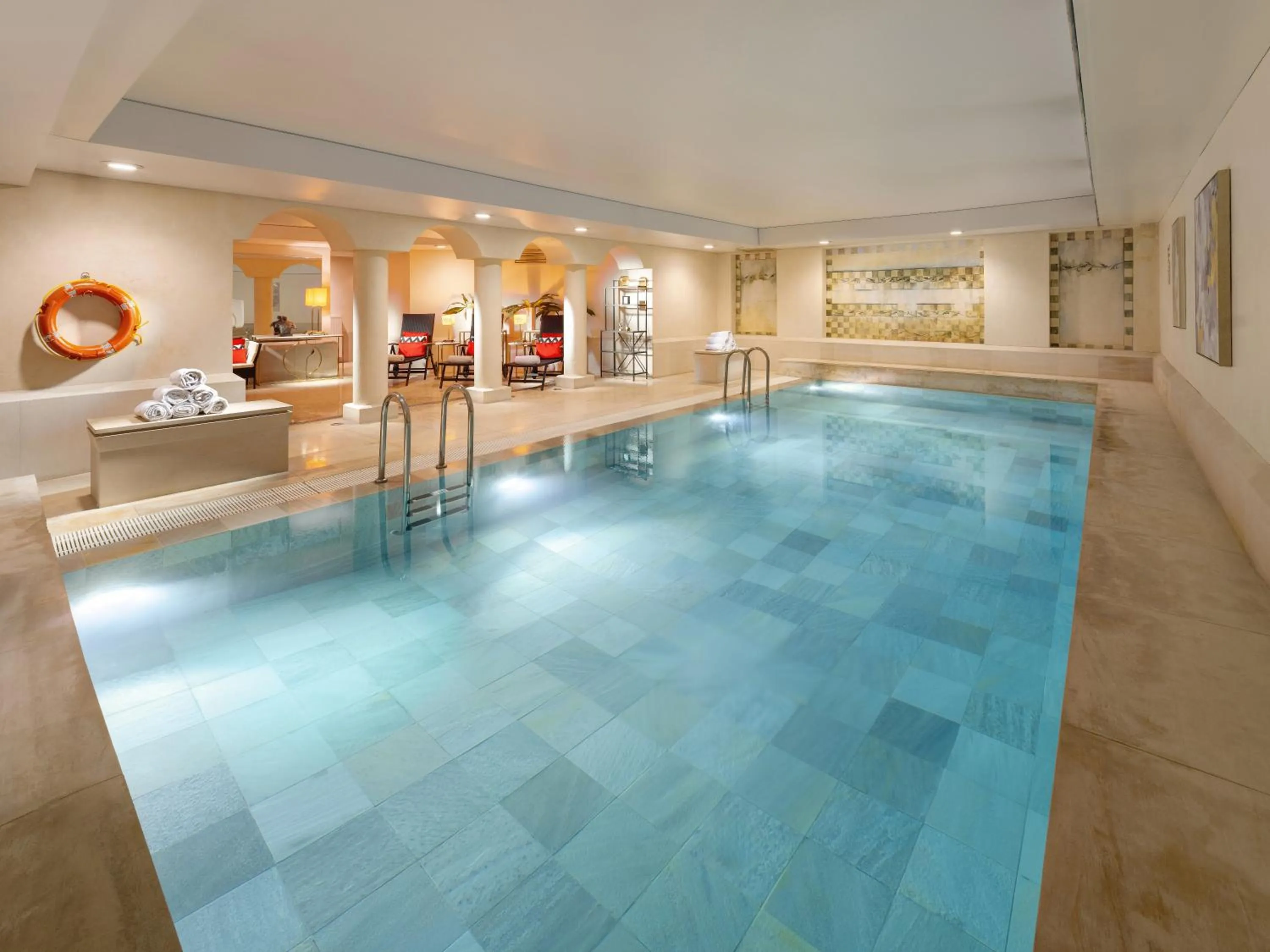 Spa and wellness centre/facilities in Mamaison Le Regina Boutique Hotel