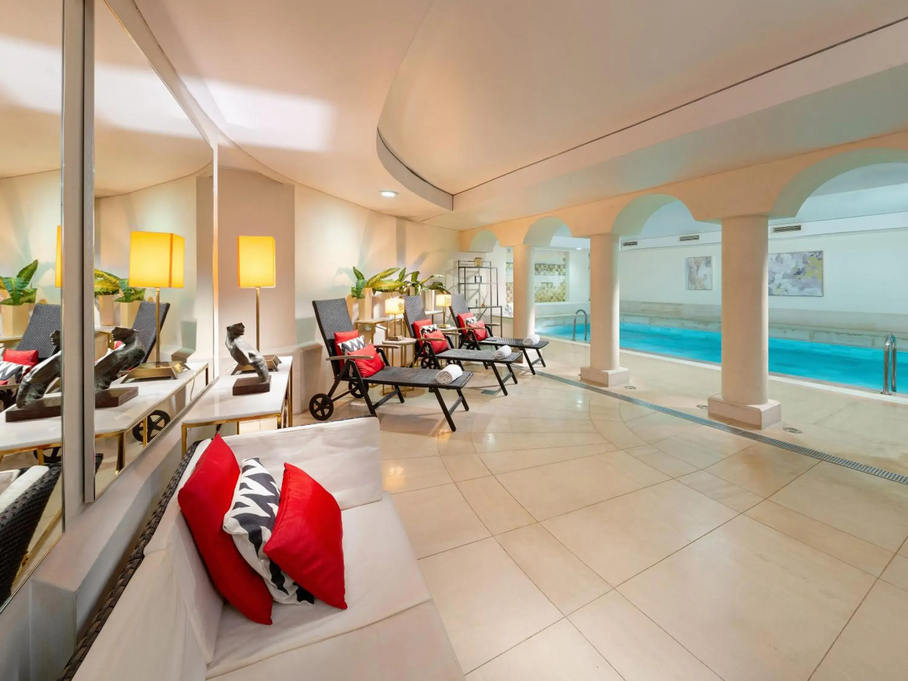 Spa and wellness centre/facilities in Mamaison Le Regina Boutique Hotel Spa and wellness centre/facilities in Mamaison Le Regina Boutique Hotel