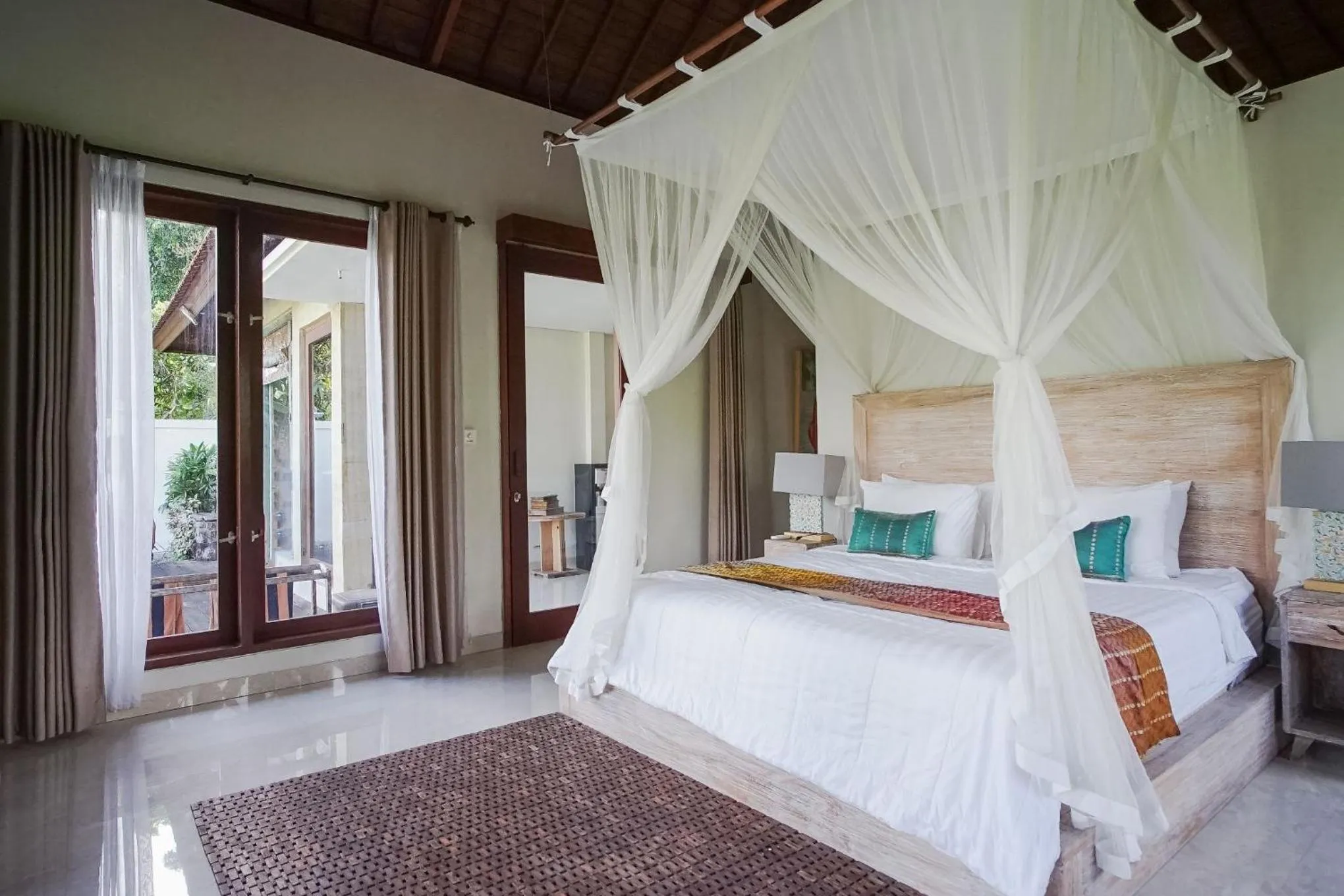 Photo of the whole room, Bed in Nayaka Living Ubud