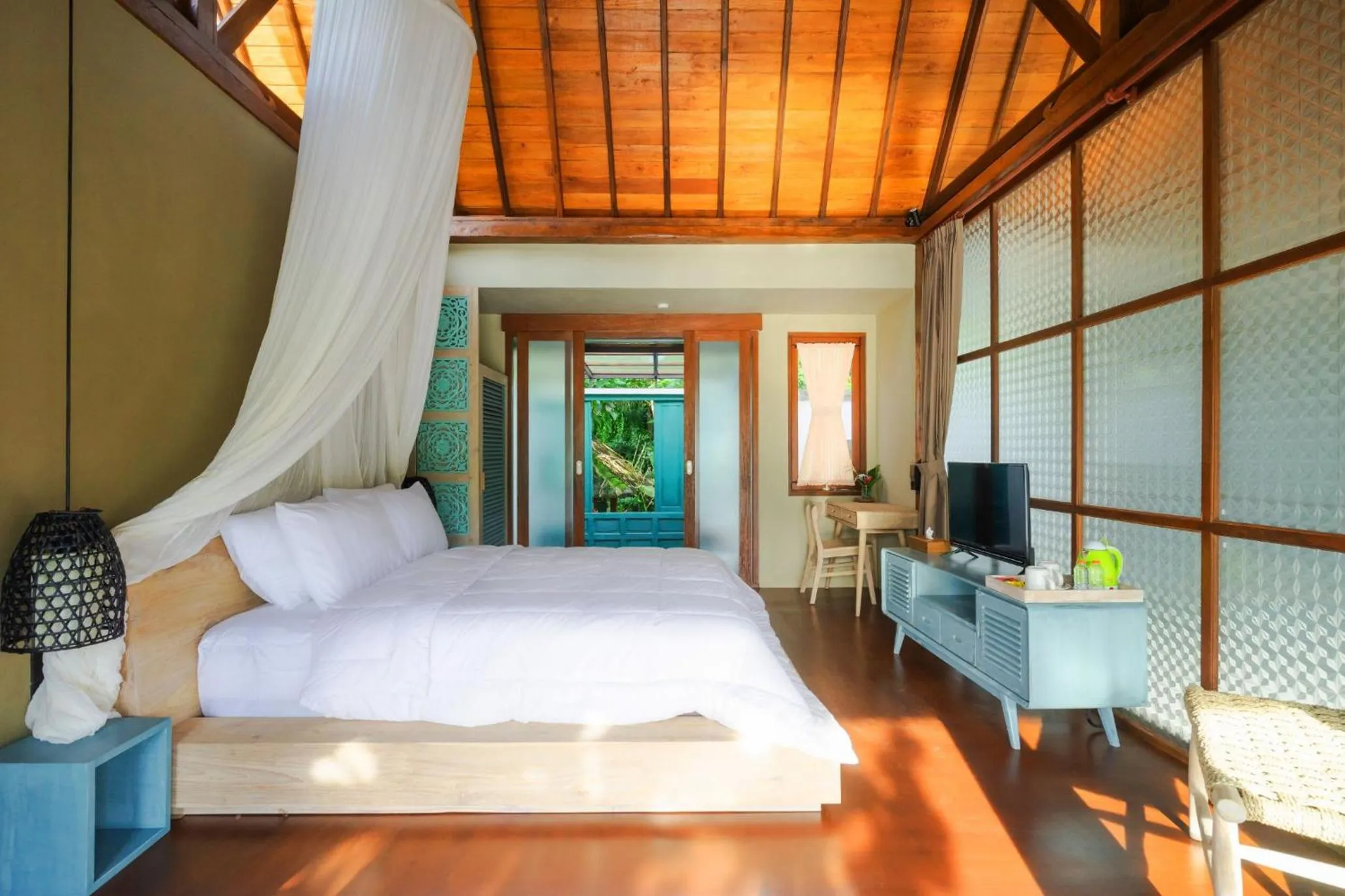 Living room, Bed in Nayaka Living Ubud