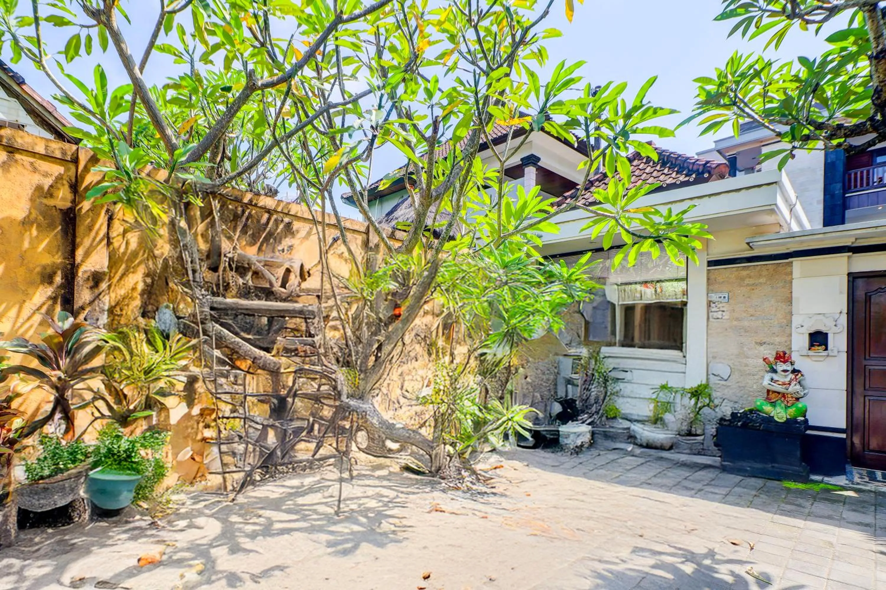 Lobby or reception in Collection O Bali near Keonganan Beach formerly New Asta Graha Homestay