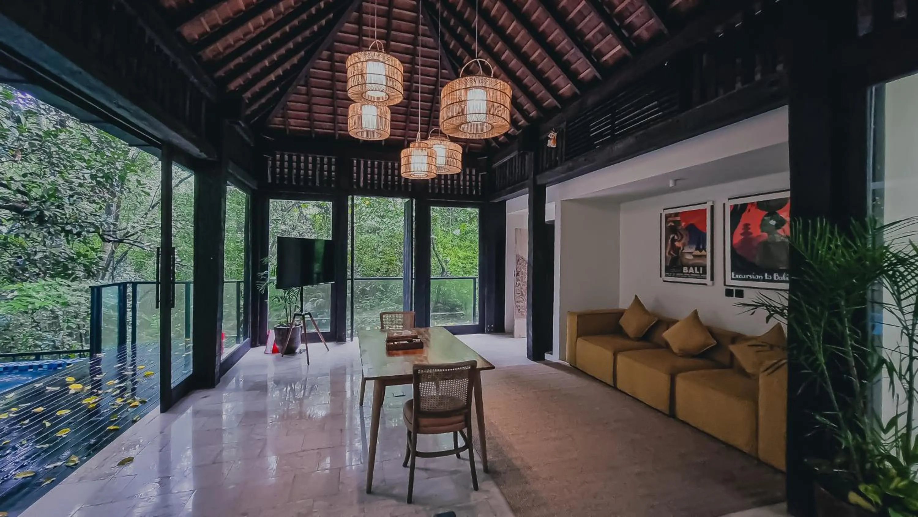 TV and multimedia in The Sebali Resort