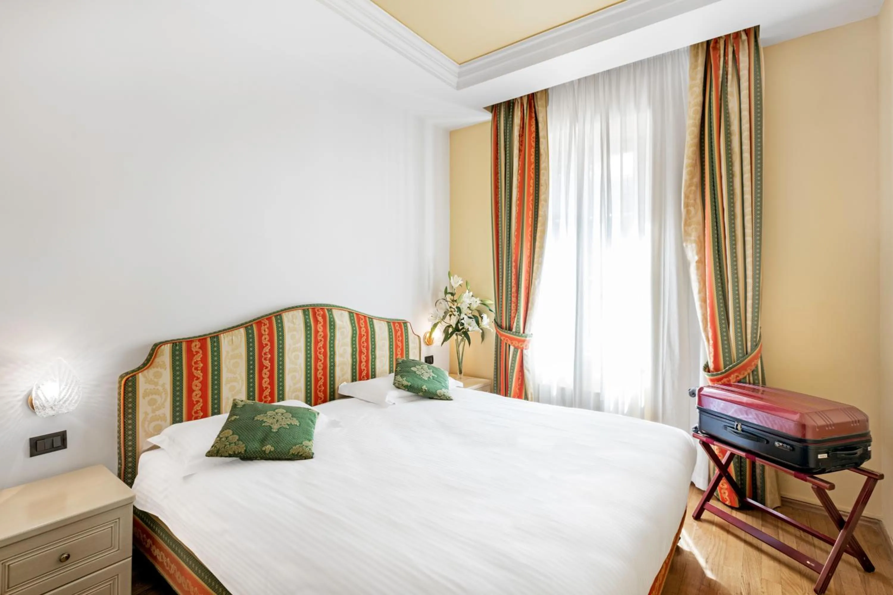 Bed in Residence St. Andrew's Palace