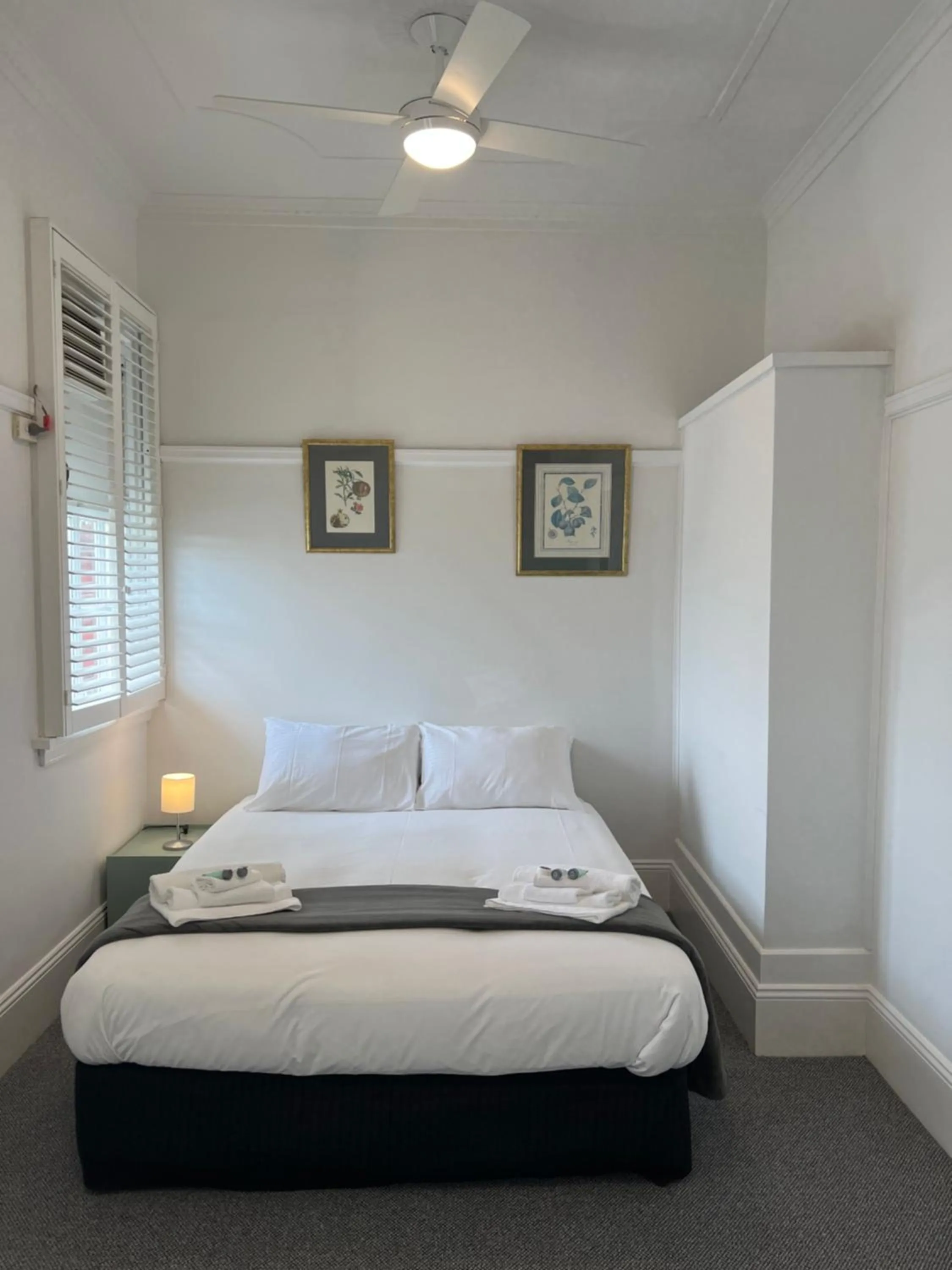 Bed in Hotel Concord