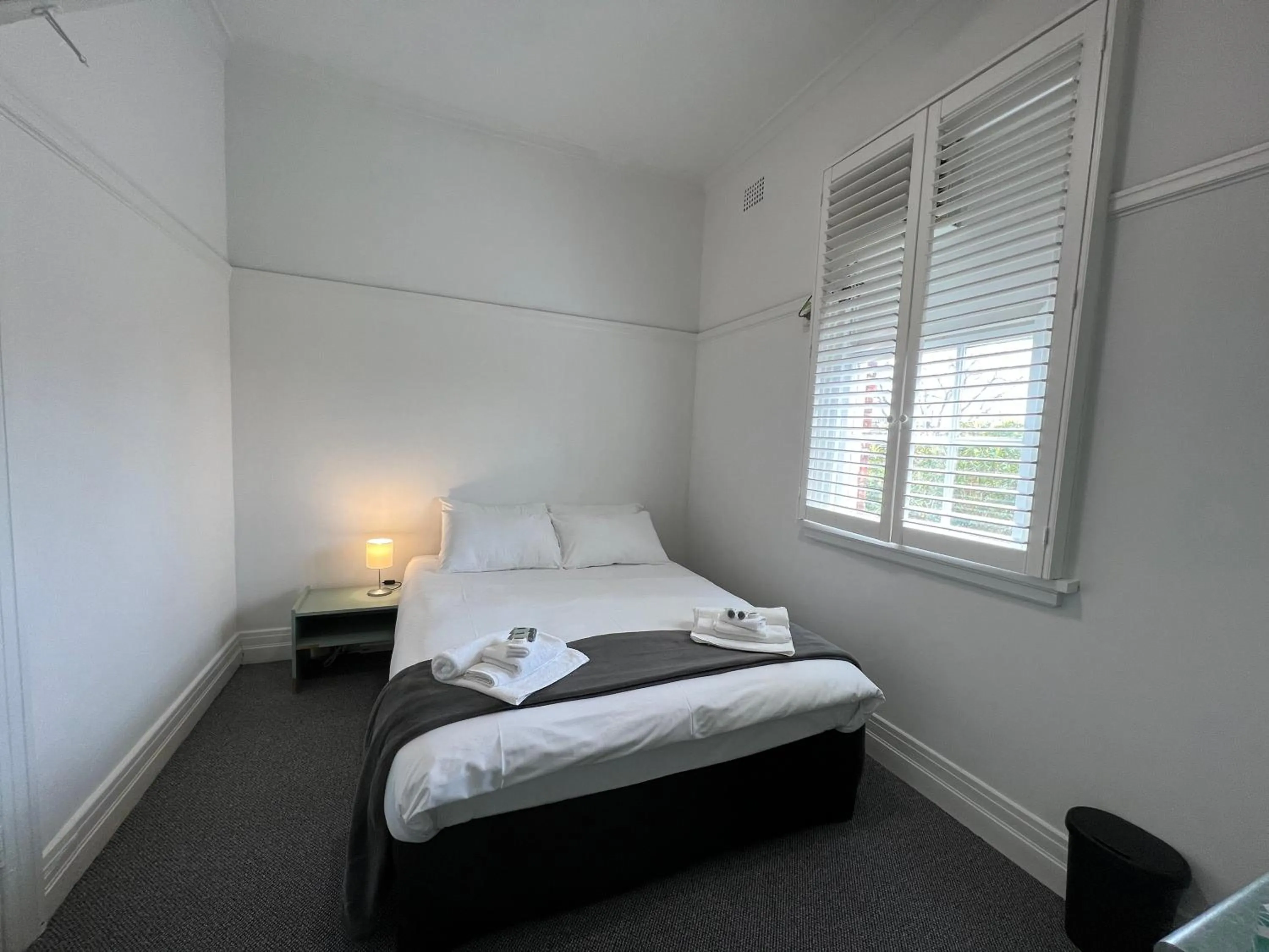 Bed in Hotel Concord