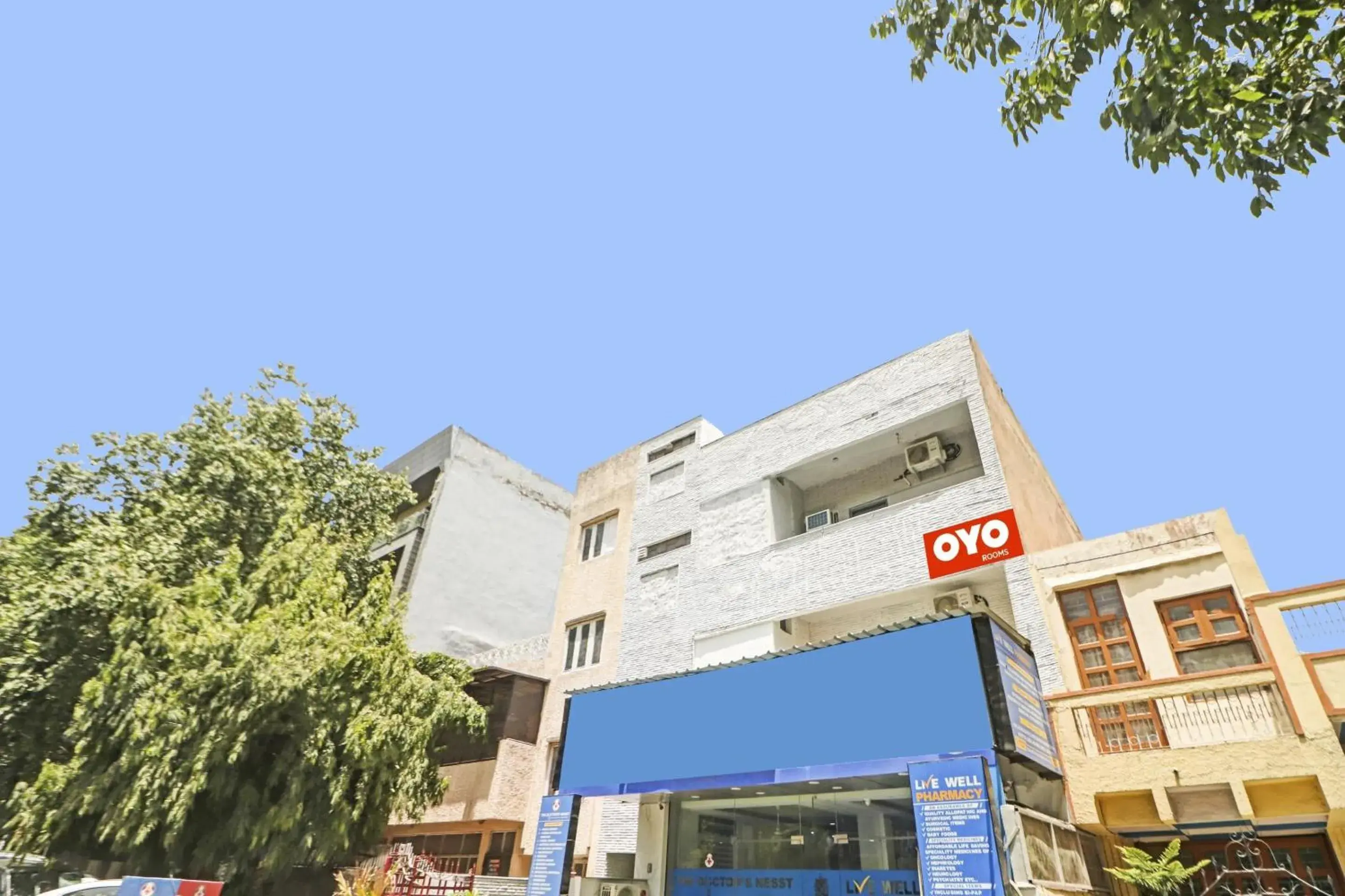 Facade/entrance in Hotel O Jps The Town Facade/entrance in Hotel O Jps The Town