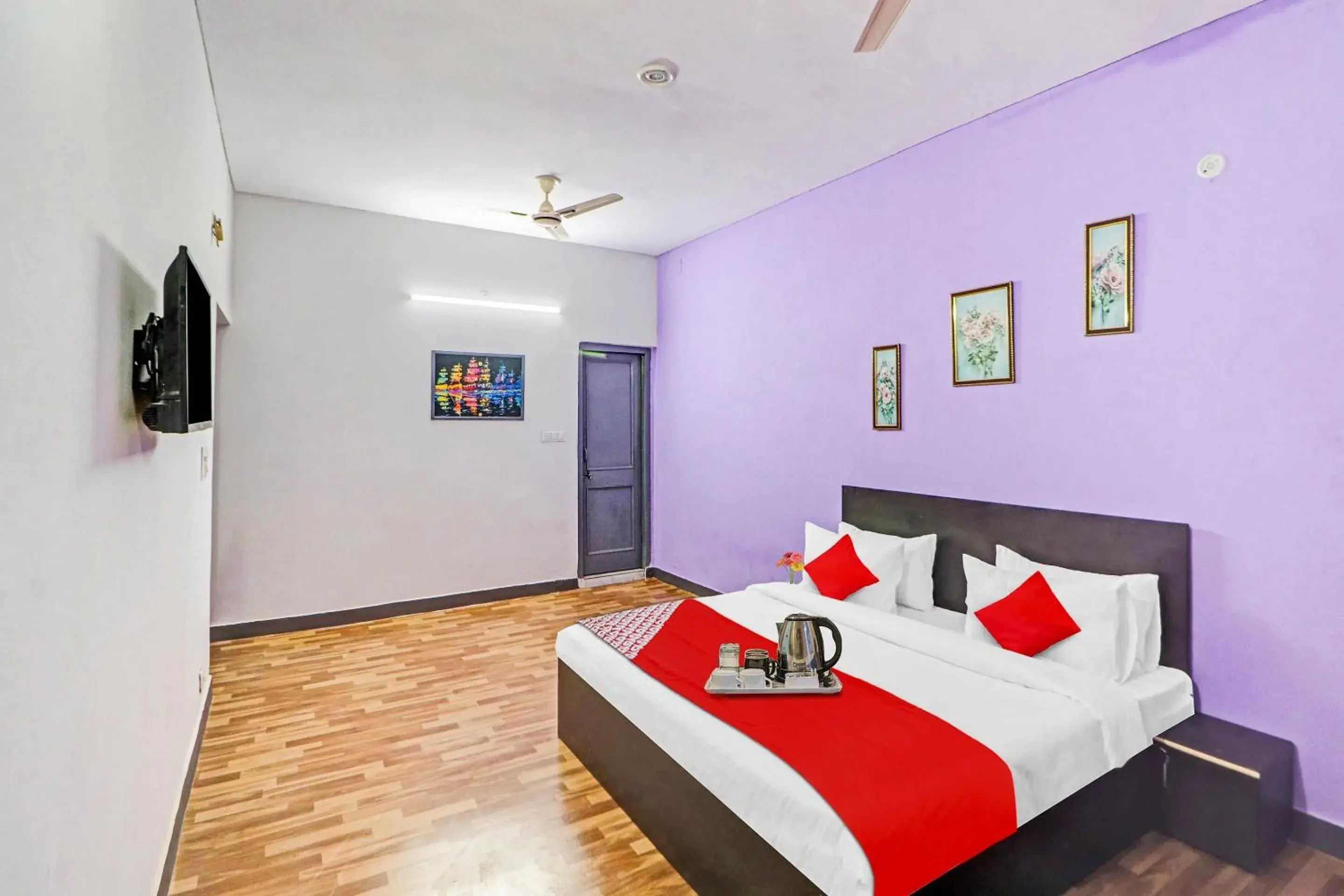 Bedroom, Bed in Hotel O Jps The Town Bedroom, Bed in Hotel O Jps The Town