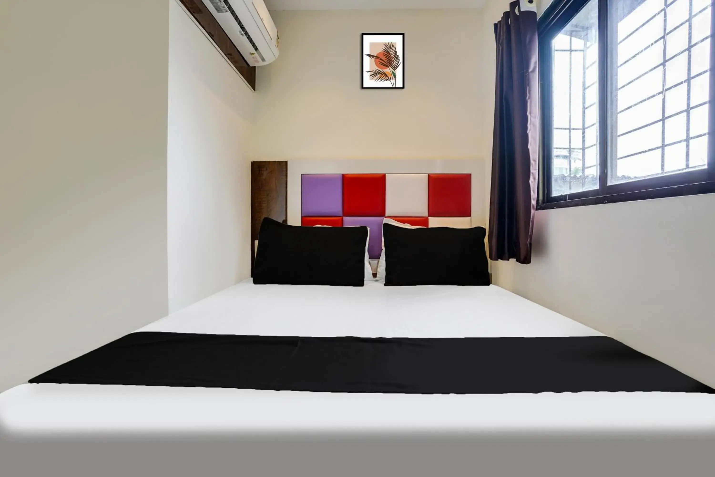 Bedroom, Bed in Hotel Orange Residency Bedroom, Bed in Hotel Orange Residency