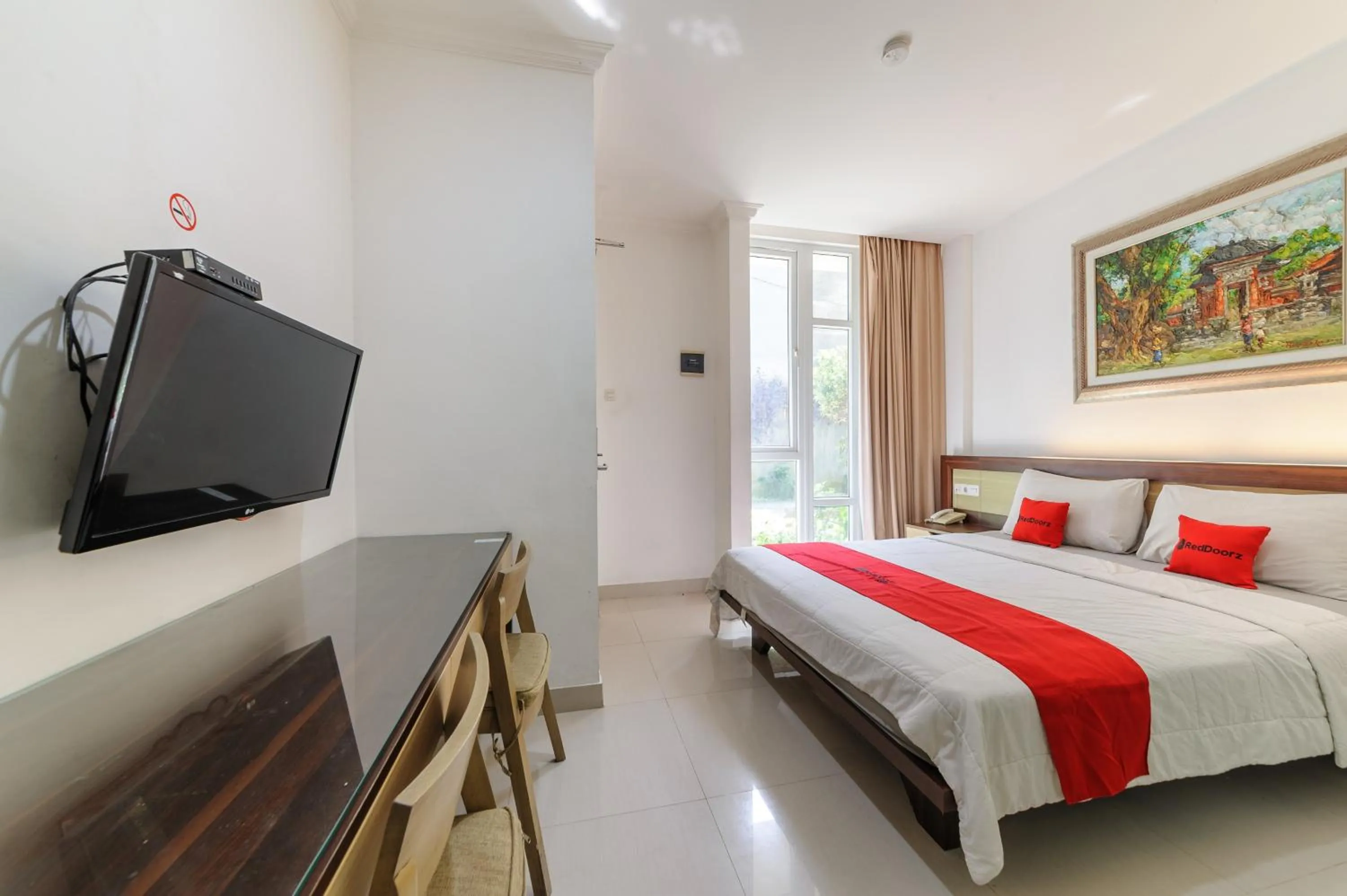 Bedroom, Bed in RedDoorz at Bali Kepundung Denpasar