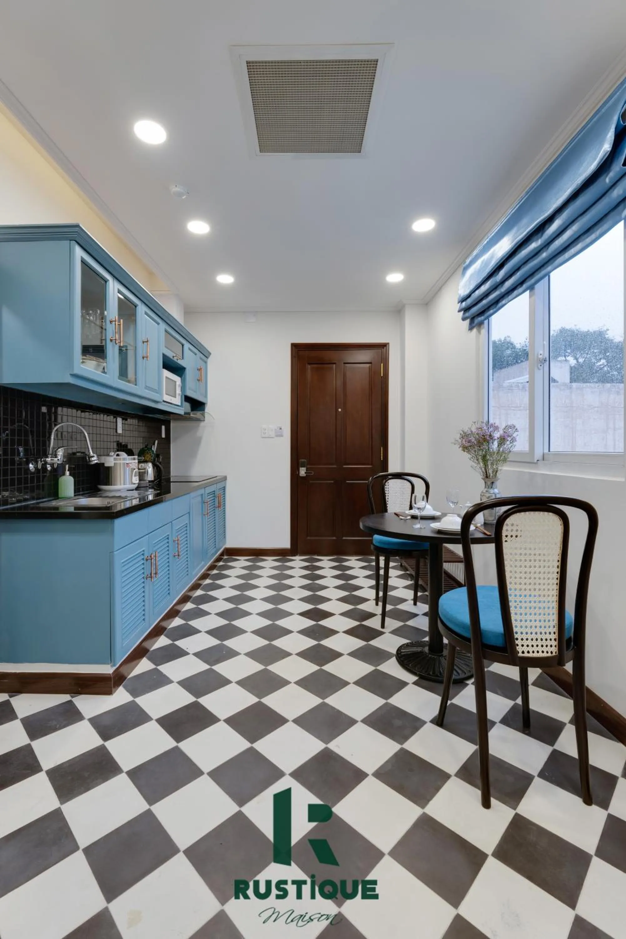 Kitchen or kitchenette in Rustique Maison