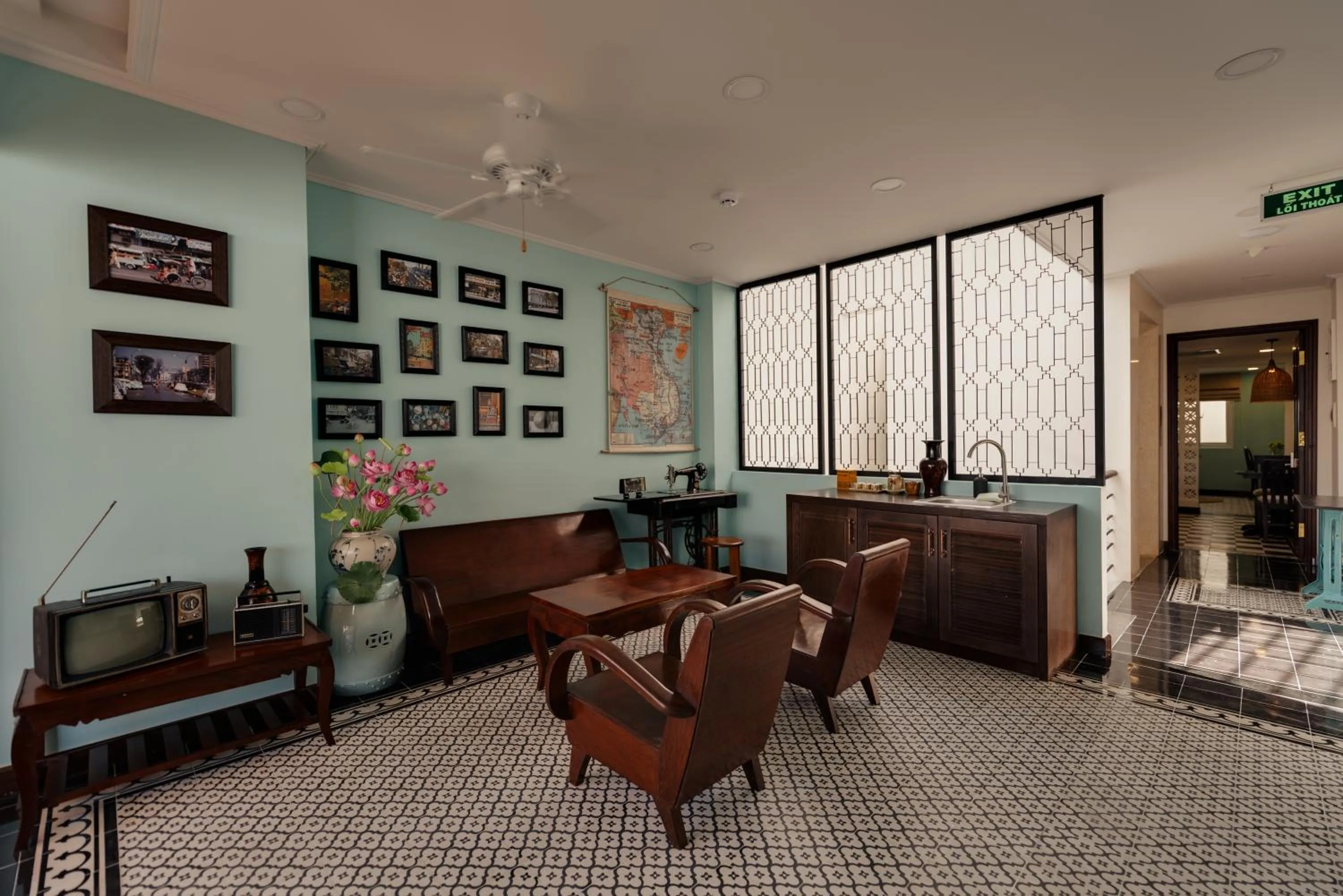 Seating area in Rustique Maison