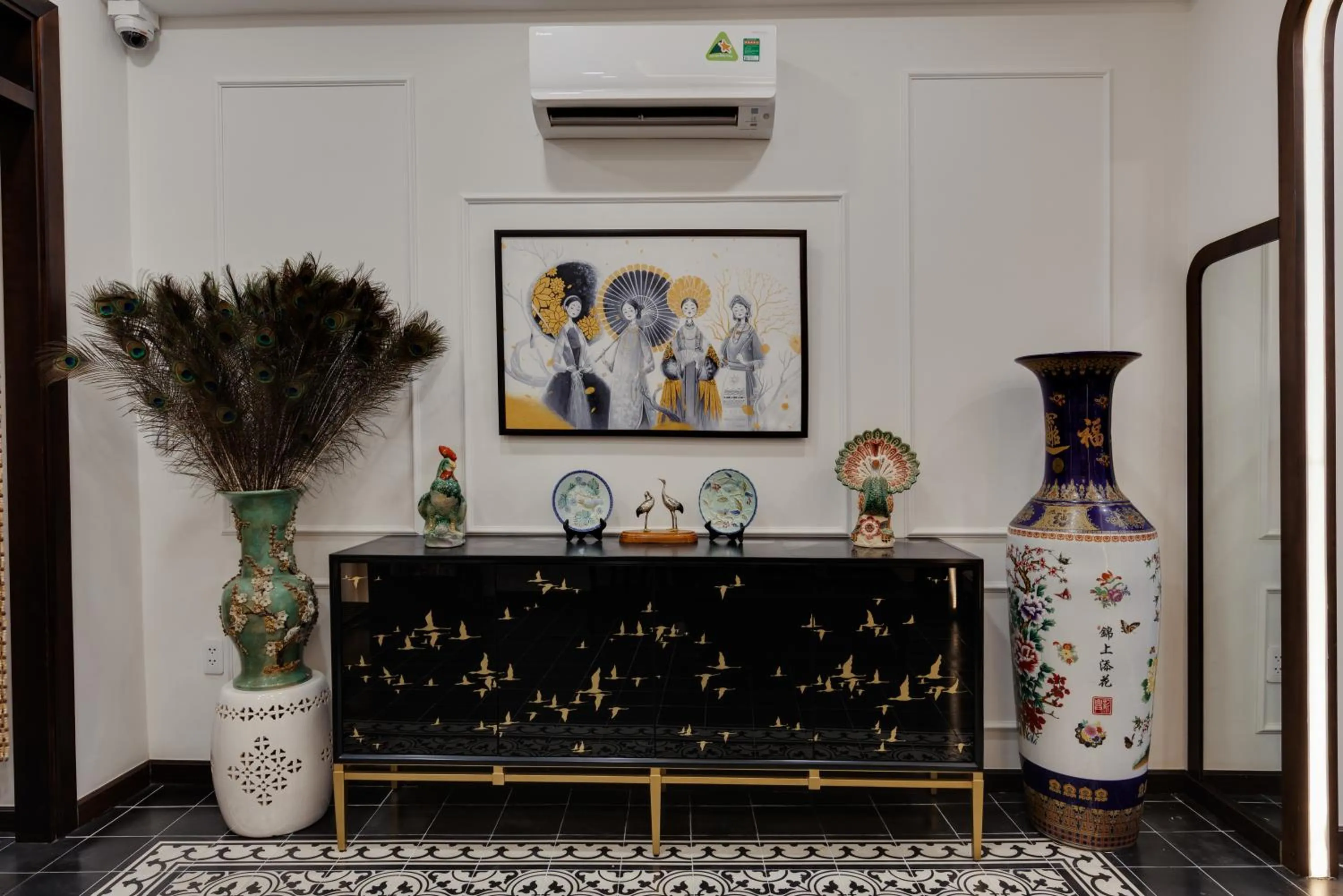 Communal lounge/ TV room in Rustique Maison