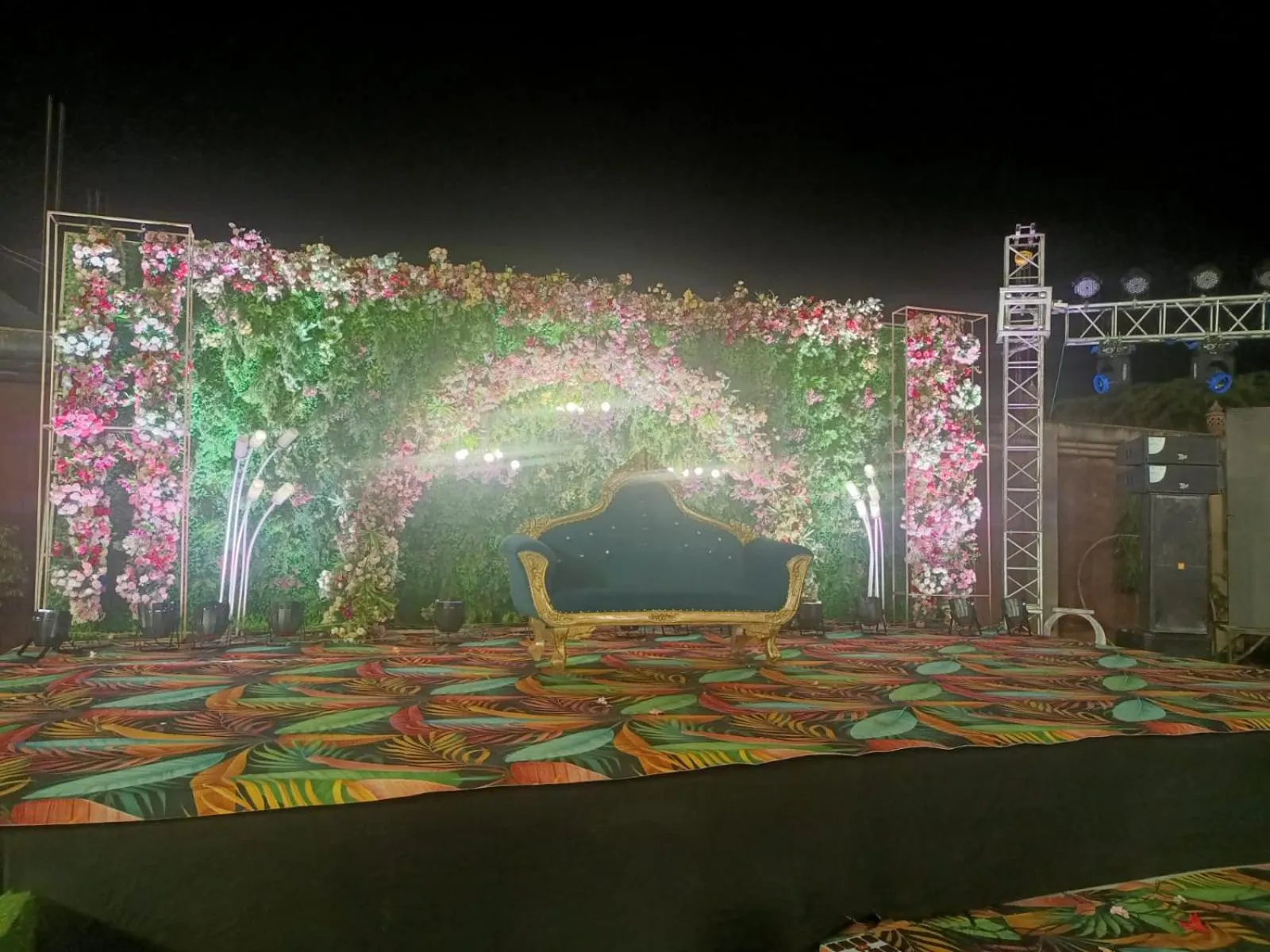 Night in Hotel Rajwada palace