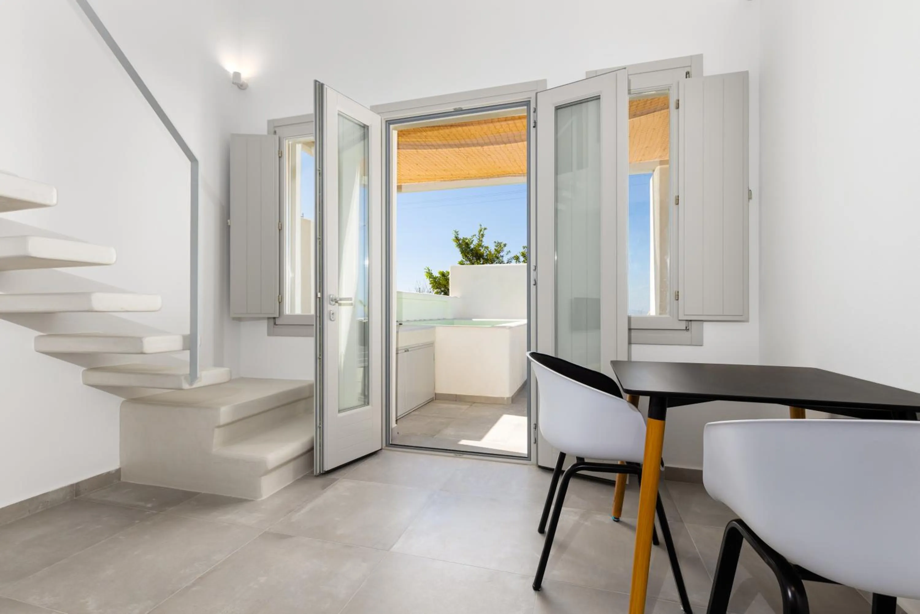 Dining area in SERAPIAS SUITES