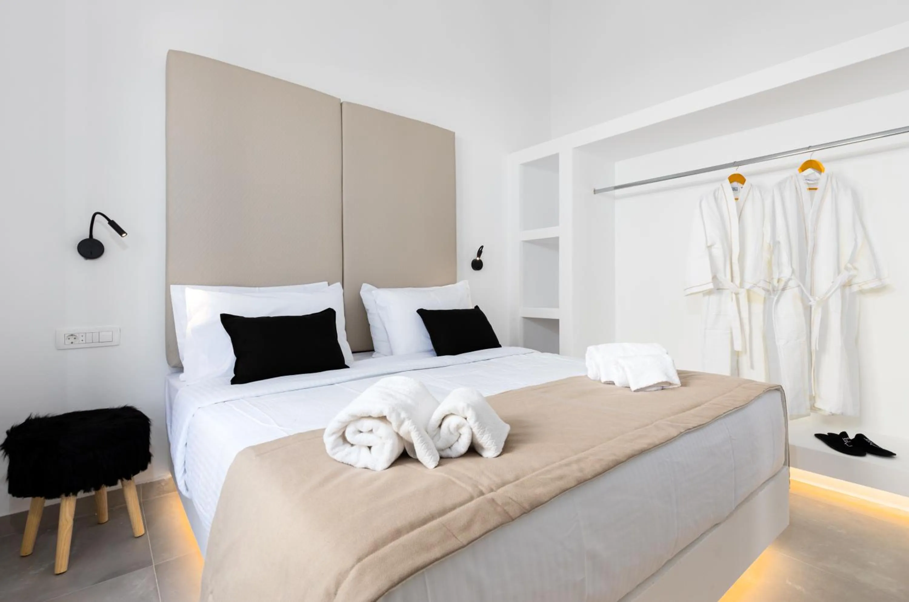 Bed in SERAPIAS SUITES