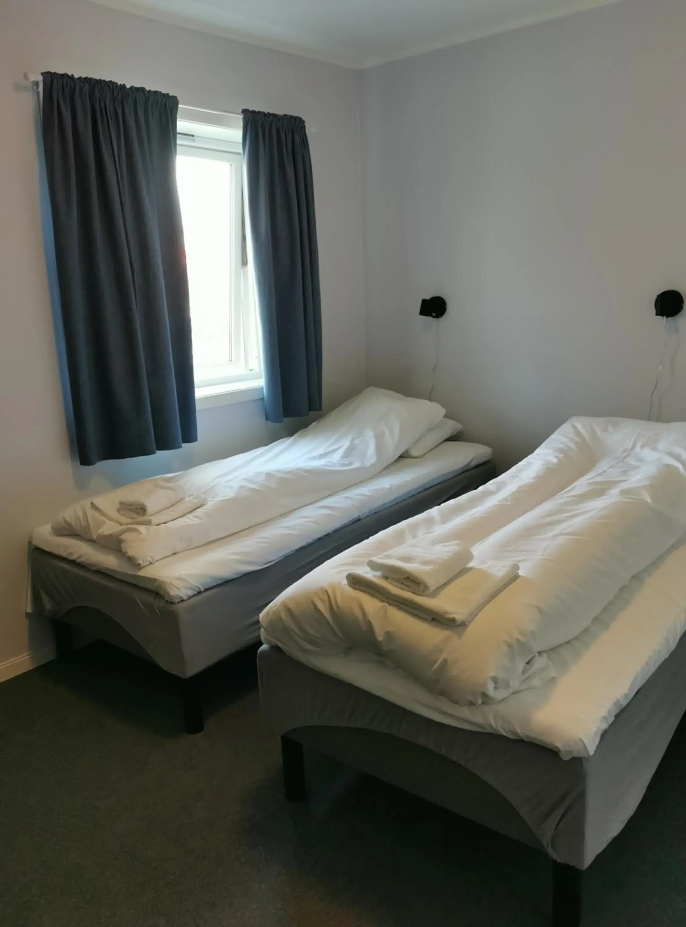 Bed in Lofoten Overnatting - Leknes Bed in Lofoten Overnatting - Leknes