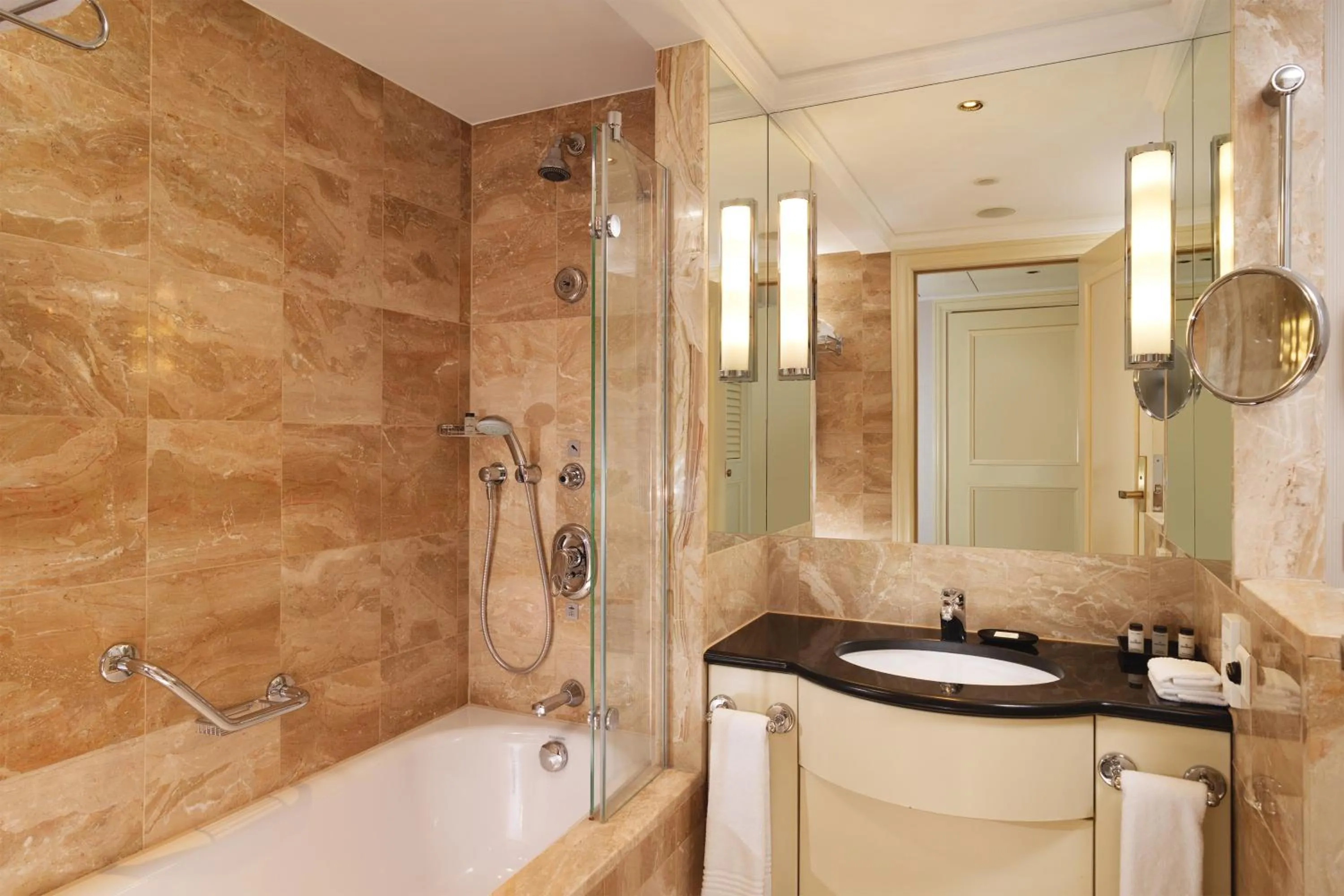 Bathroom in Sheraton Grand Warsaw