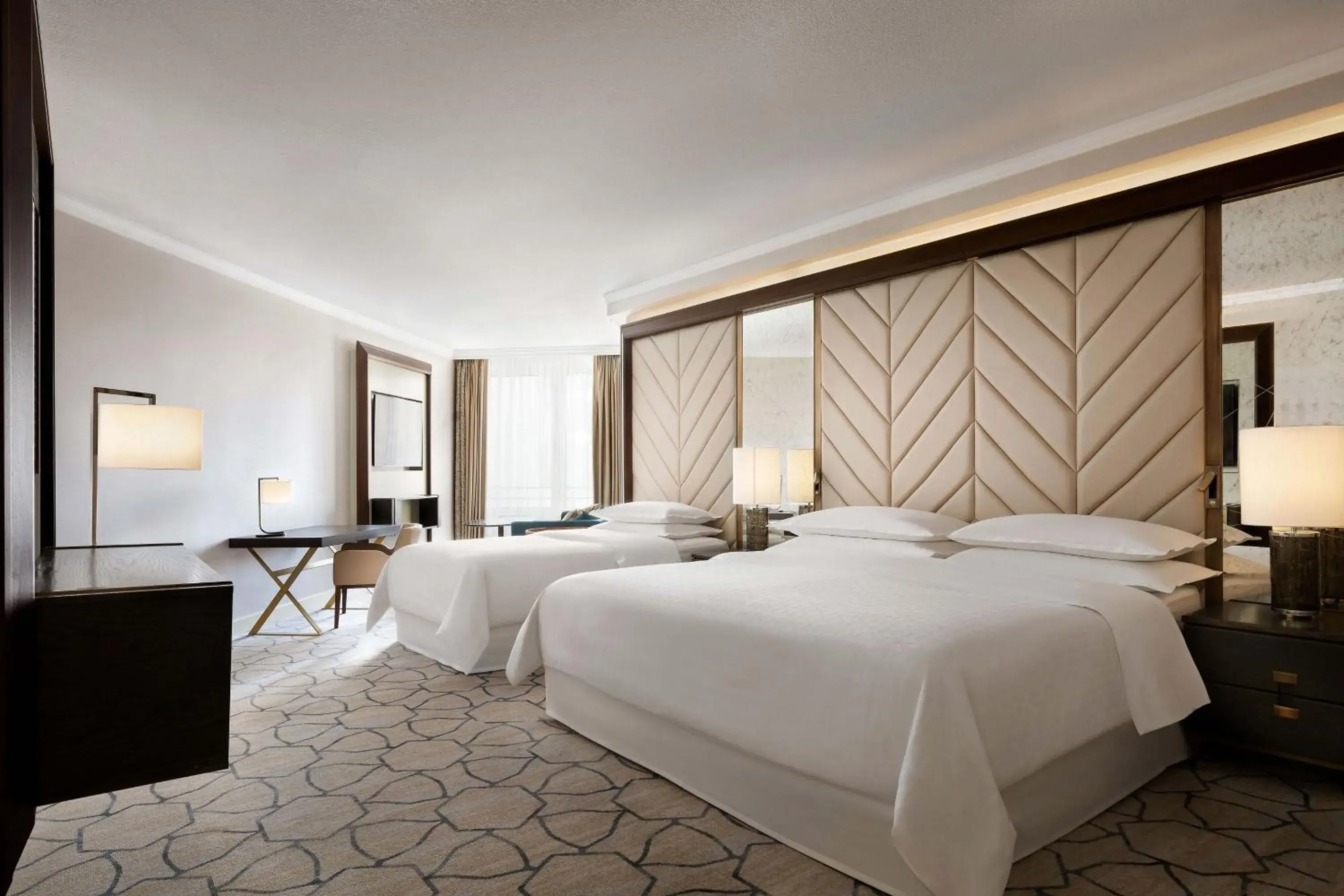 Family room, Club lounge access, Larger Guest room - single occupancy in Sheraton Grand Warsaw Family room, Club lounge access, Larger Guest room - single occupancy in Sheraton Grand Warsaw