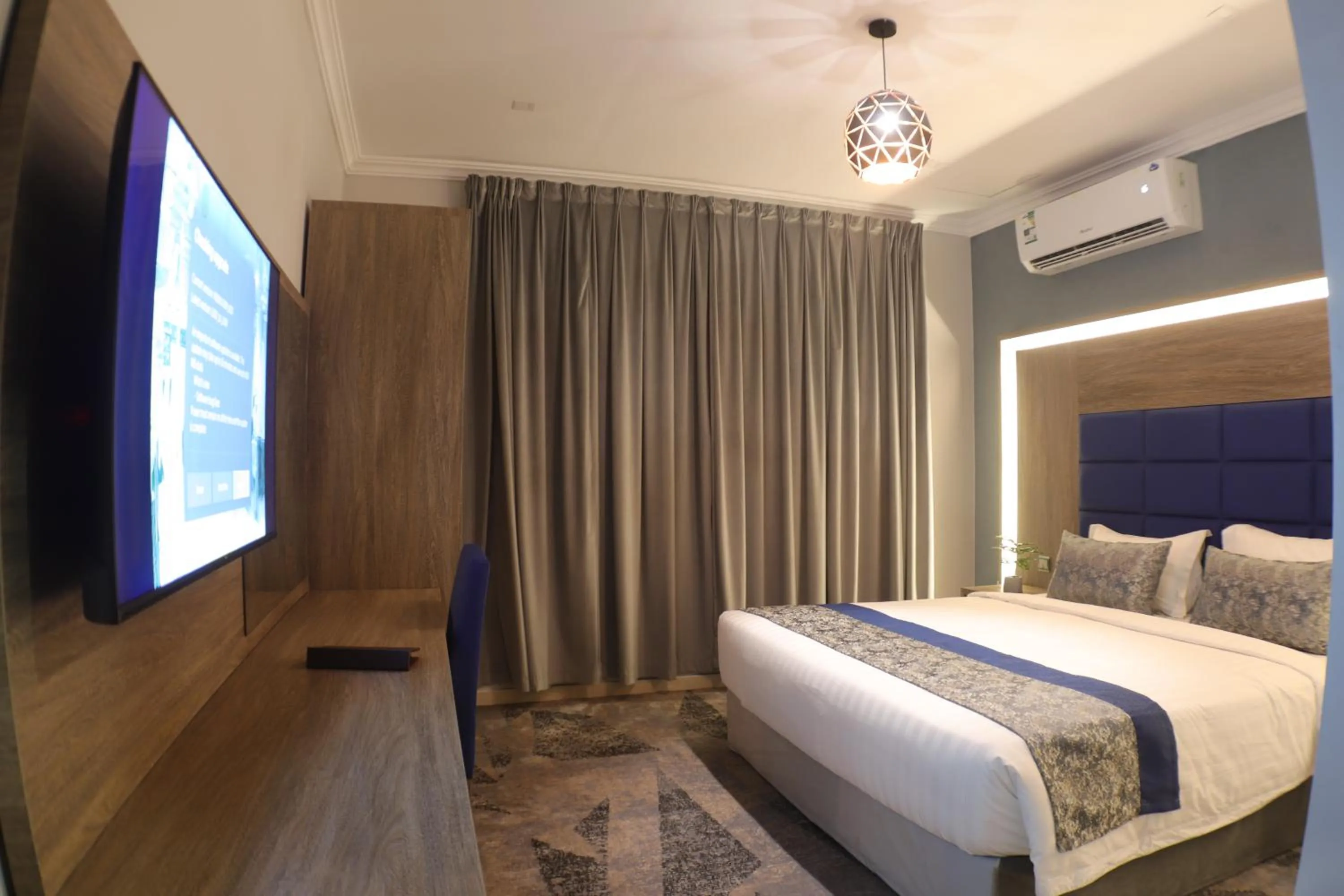 Bed in شقق منازل سوات للشقق المخدومة